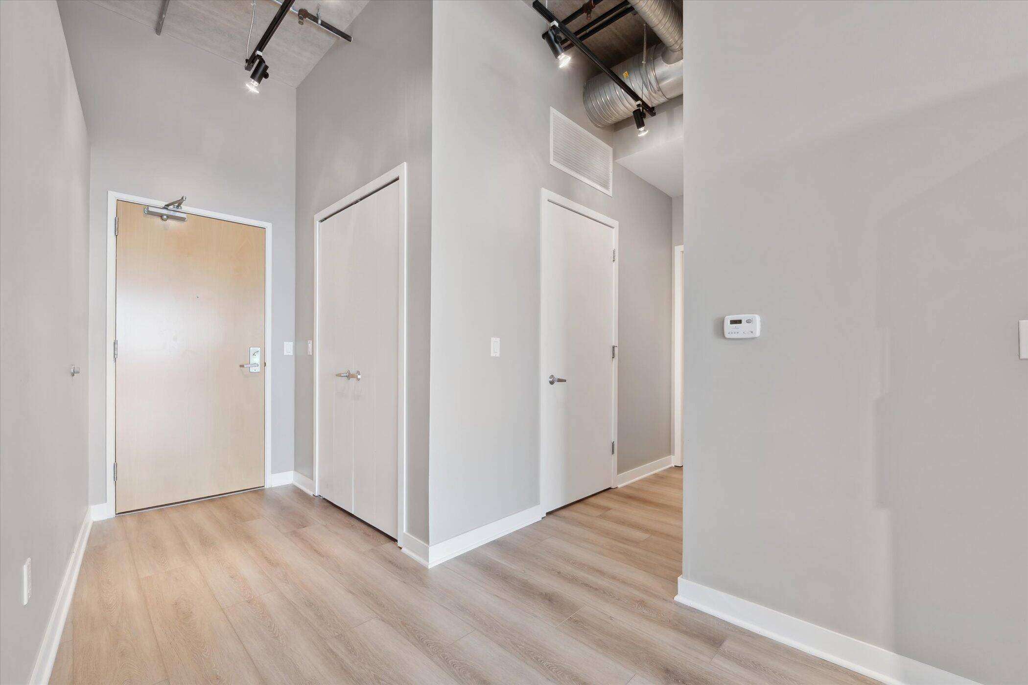 Royal Oak, MI 48067,350 N Main ST #603