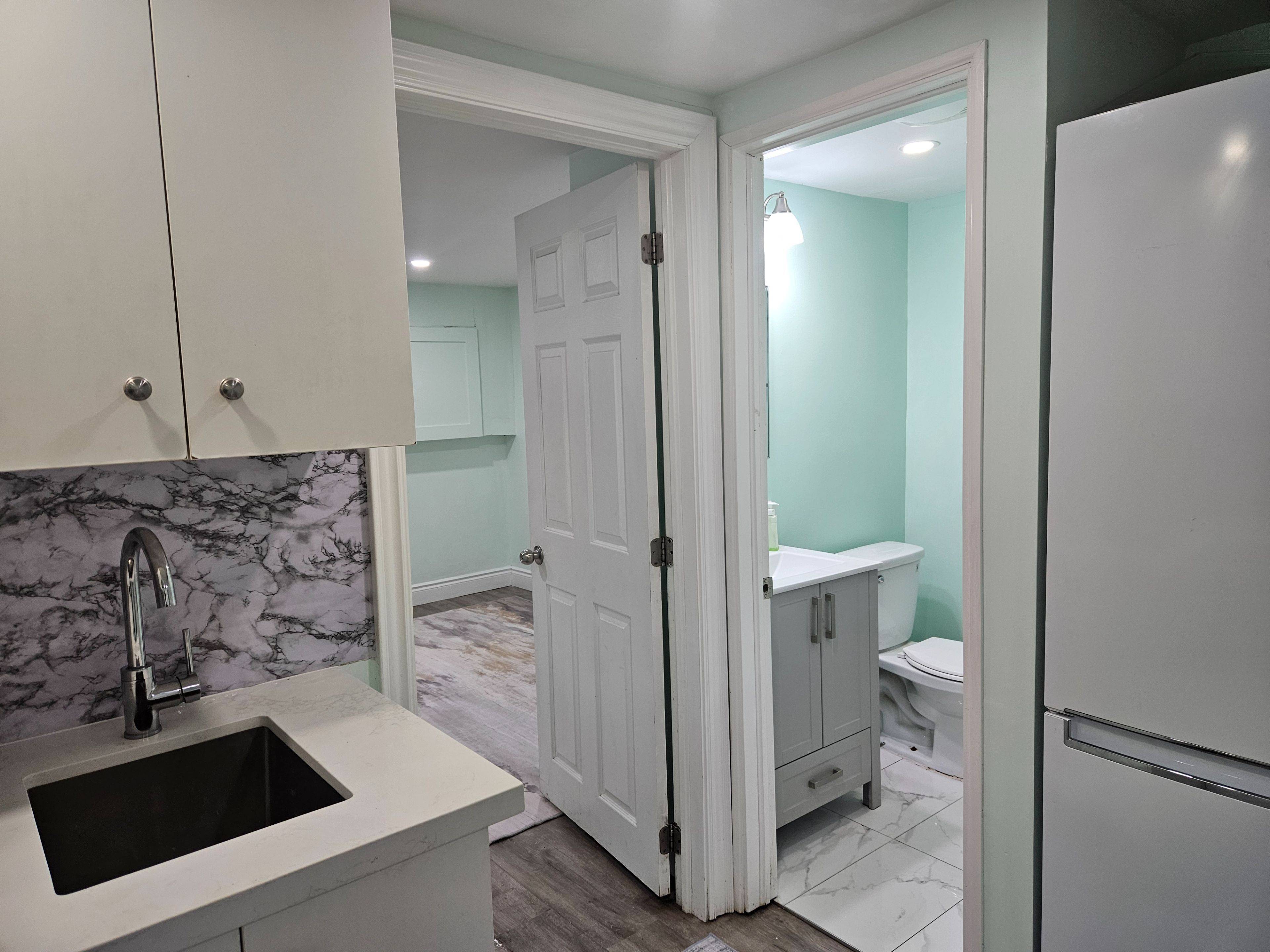 Toronto E09, ON M1H 1V7,82 Pandora CIR #Basement