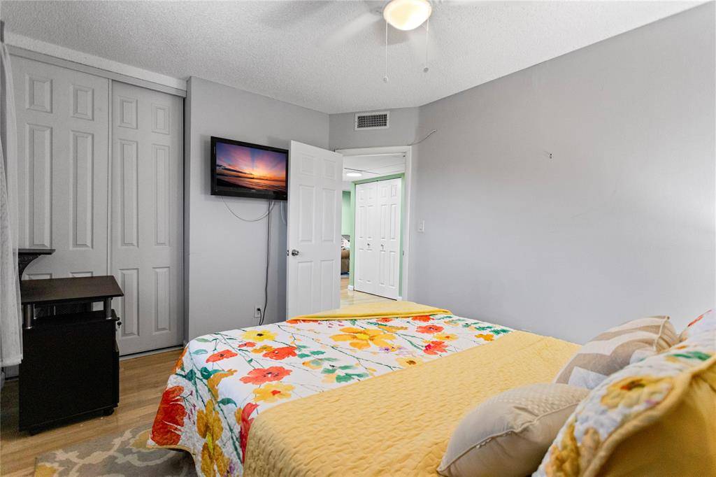 Lauderdale Lakes, FL 33319,3501 NW 47th Ave #614