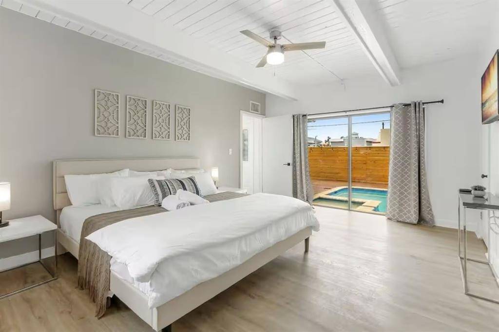 Oakland Park, FL 33334,3070 NE 13th Ave