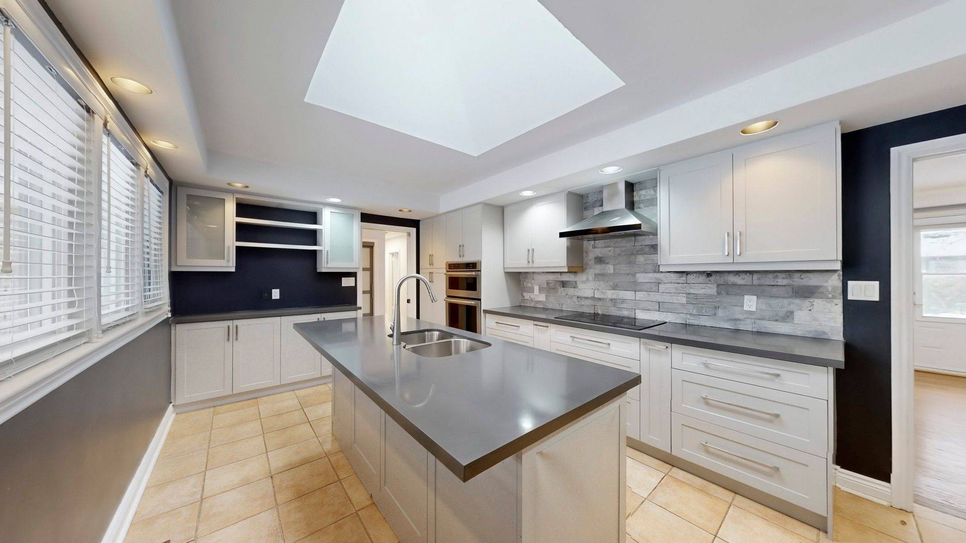 Vaughan, ON L4J 1K5,16 Cavalier CRES