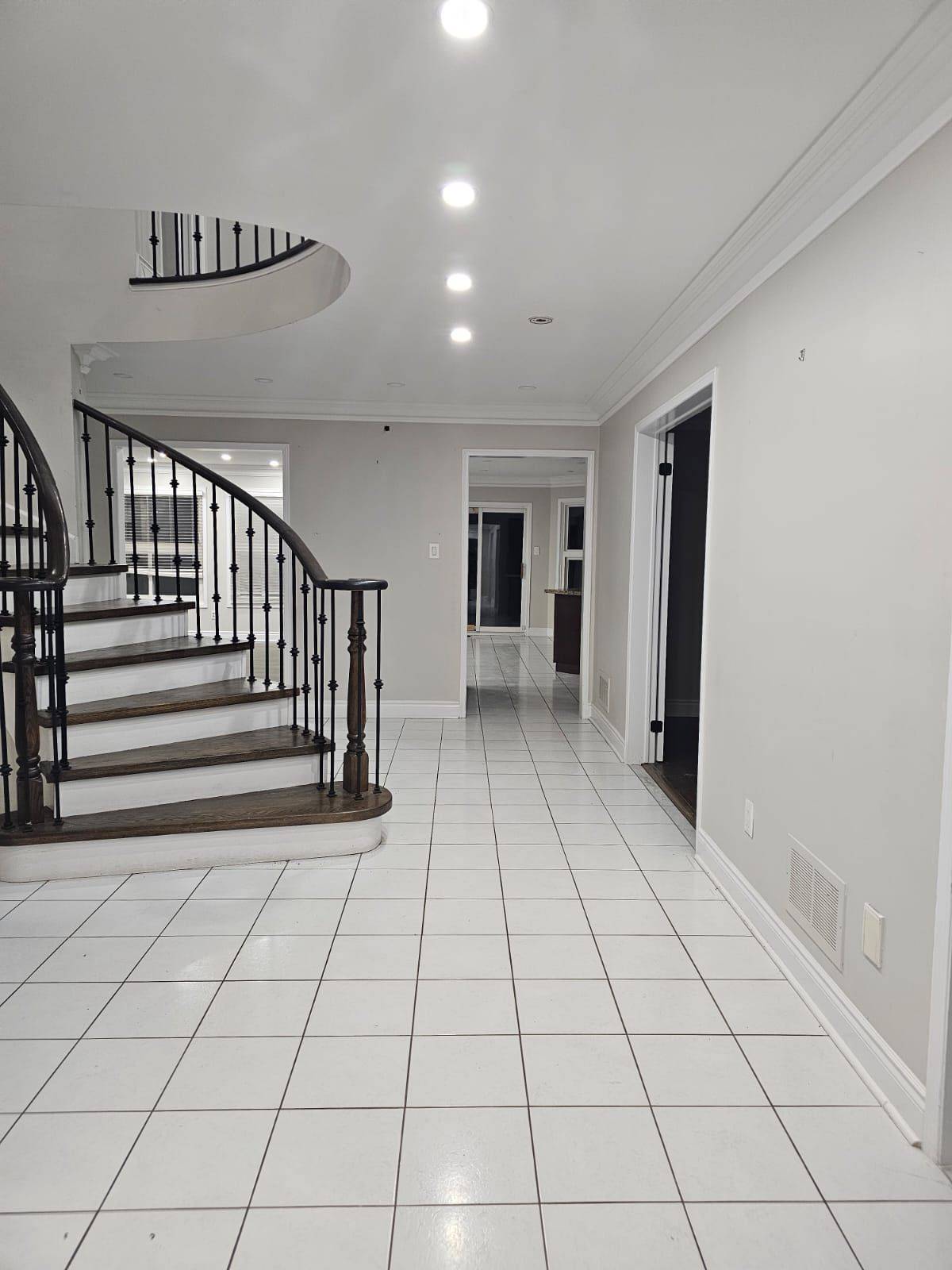 Caledon, ON L7C 1A1,45 Livingston DR W