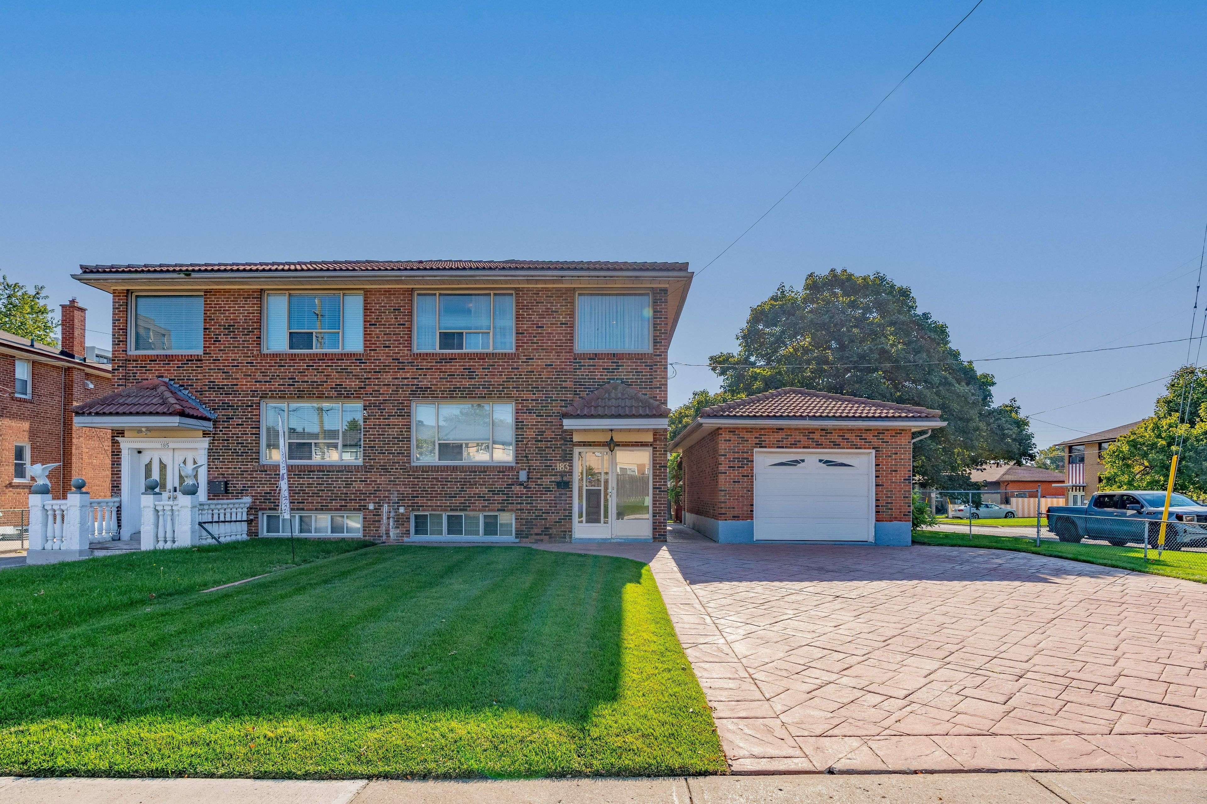 Brampton, ON L6V 1M9,183 Vodden ST E