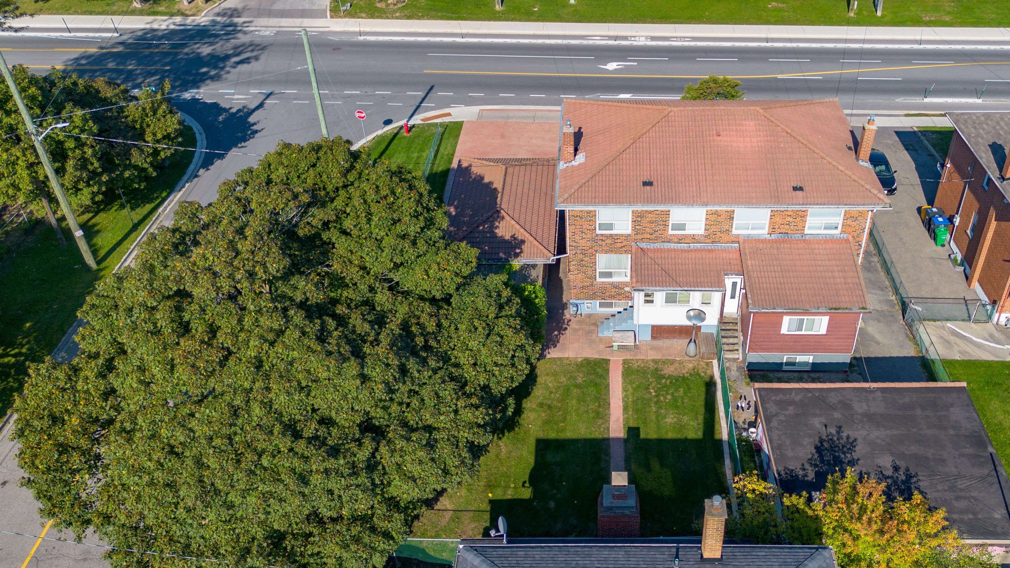 Brampton, ON L6V 1M9,183 Vodden ST E