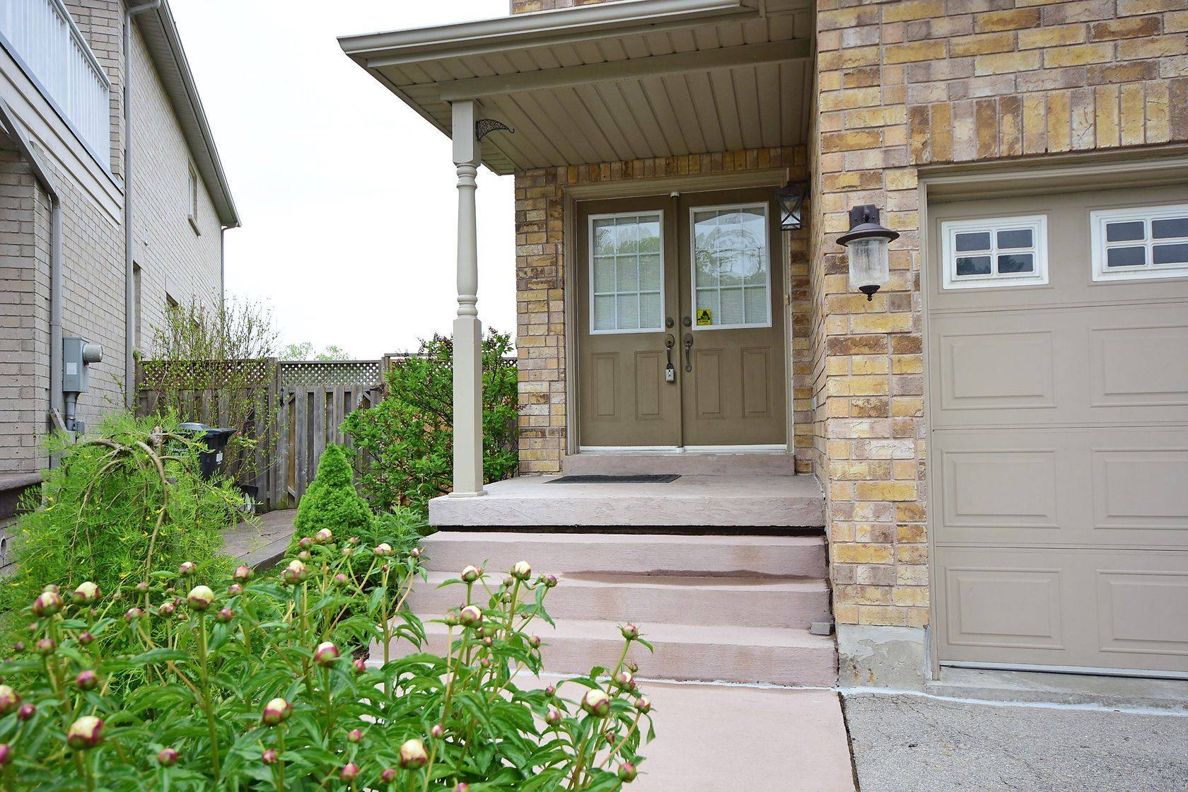 Mississauga, ON L5W 1Z7,6612 Blackheath RDG