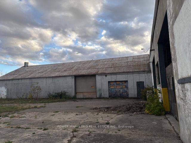 13210 RIVER RD, North Dundas, ON K7R 3K8