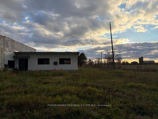 13210 RIVER RD, North Dundas, ON K7R 3K8