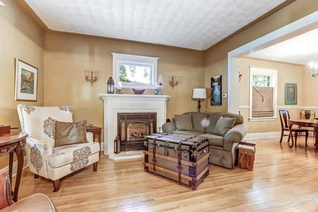 Woodstock, ON N4S 6K7,230 Graham ST