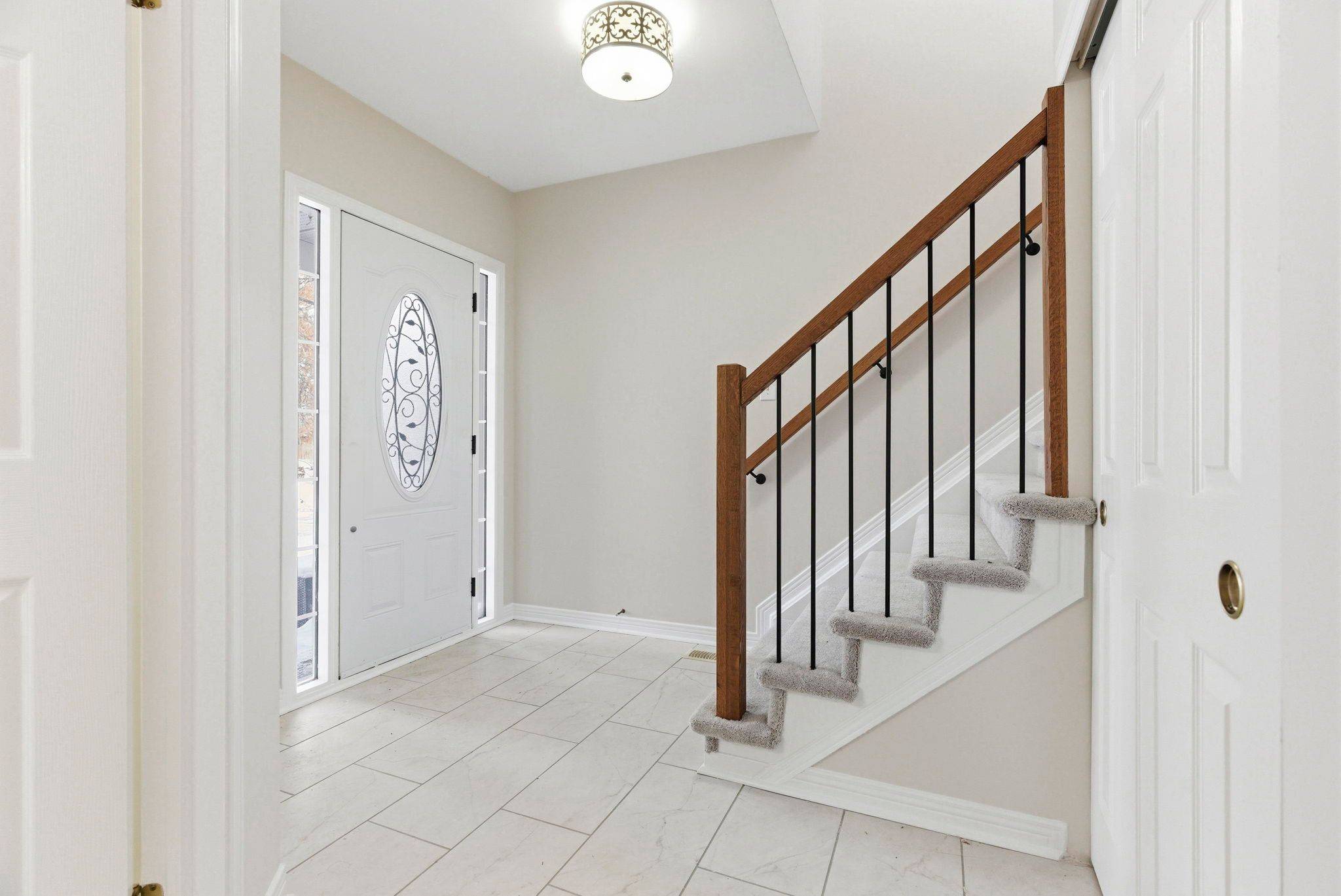 Barrhaven, ON K2J 4C1,75 Armagh WAY
