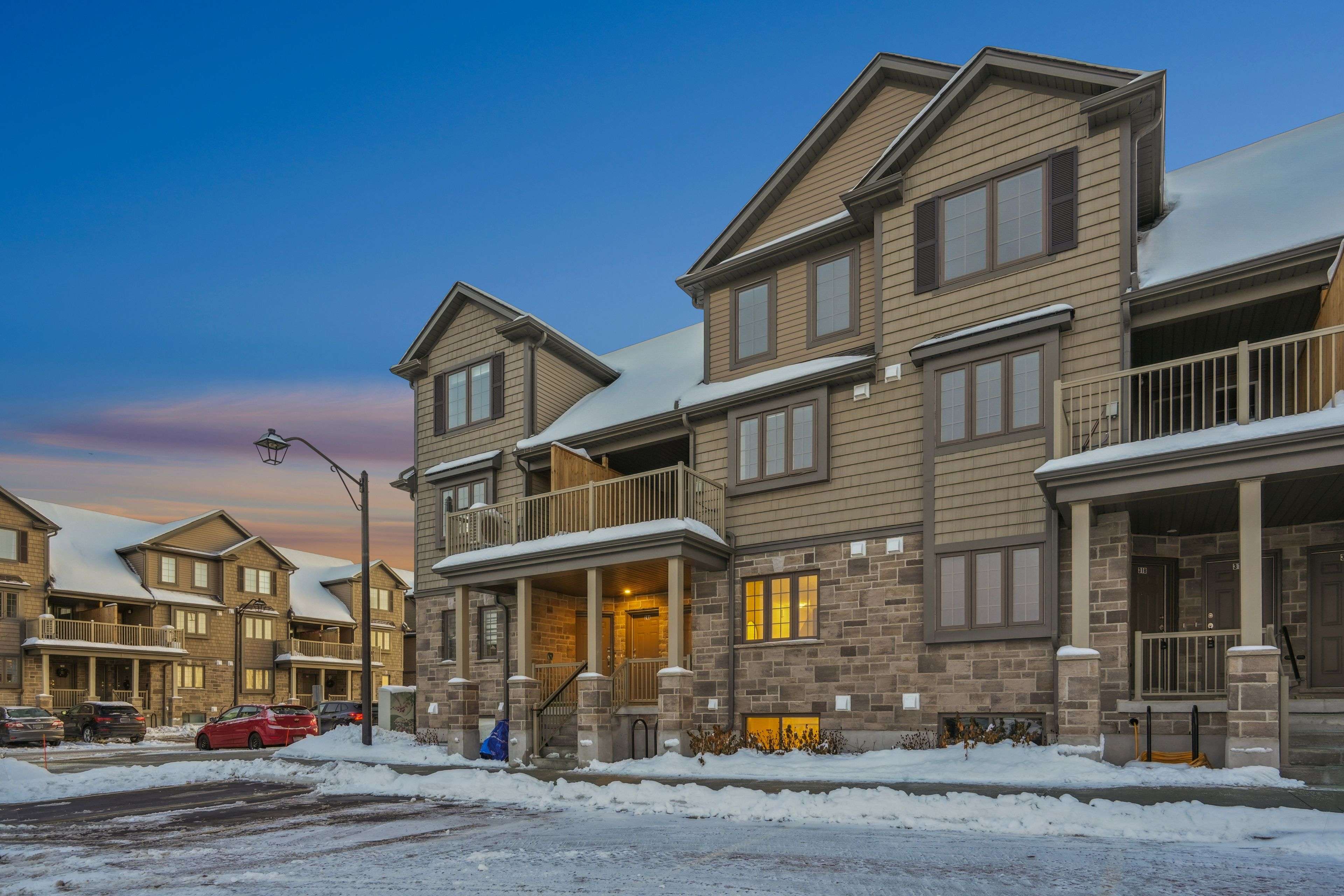 Guelph, ON N1E 0R4,85 Mullin DR #30A