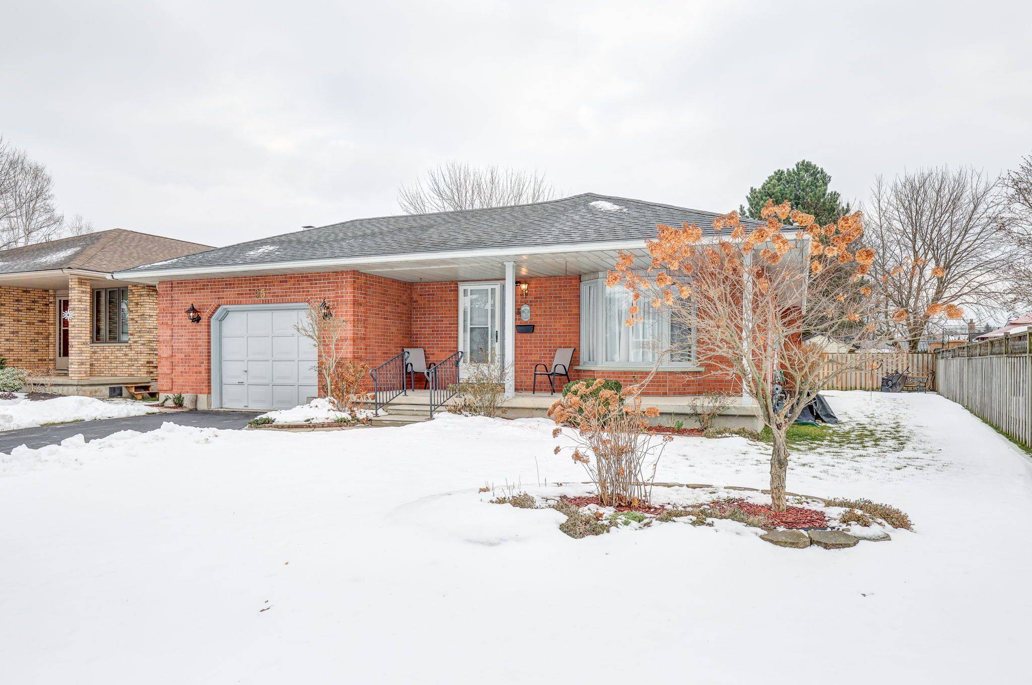 Aylmer, ON N5H 2L9,95 Dufferin ST