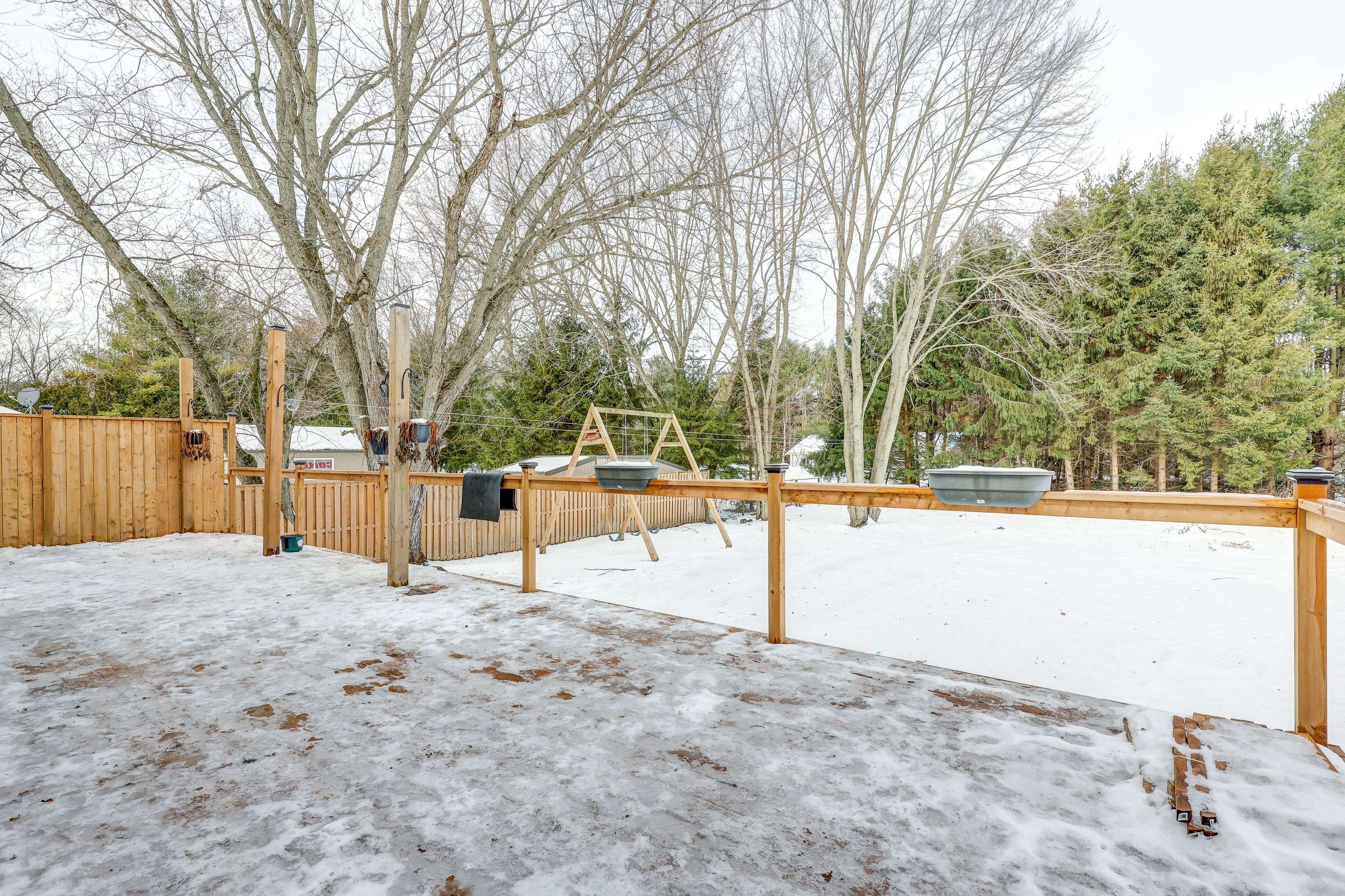 Norfolk, ON N0E 1X0,287 Highway 24 RD