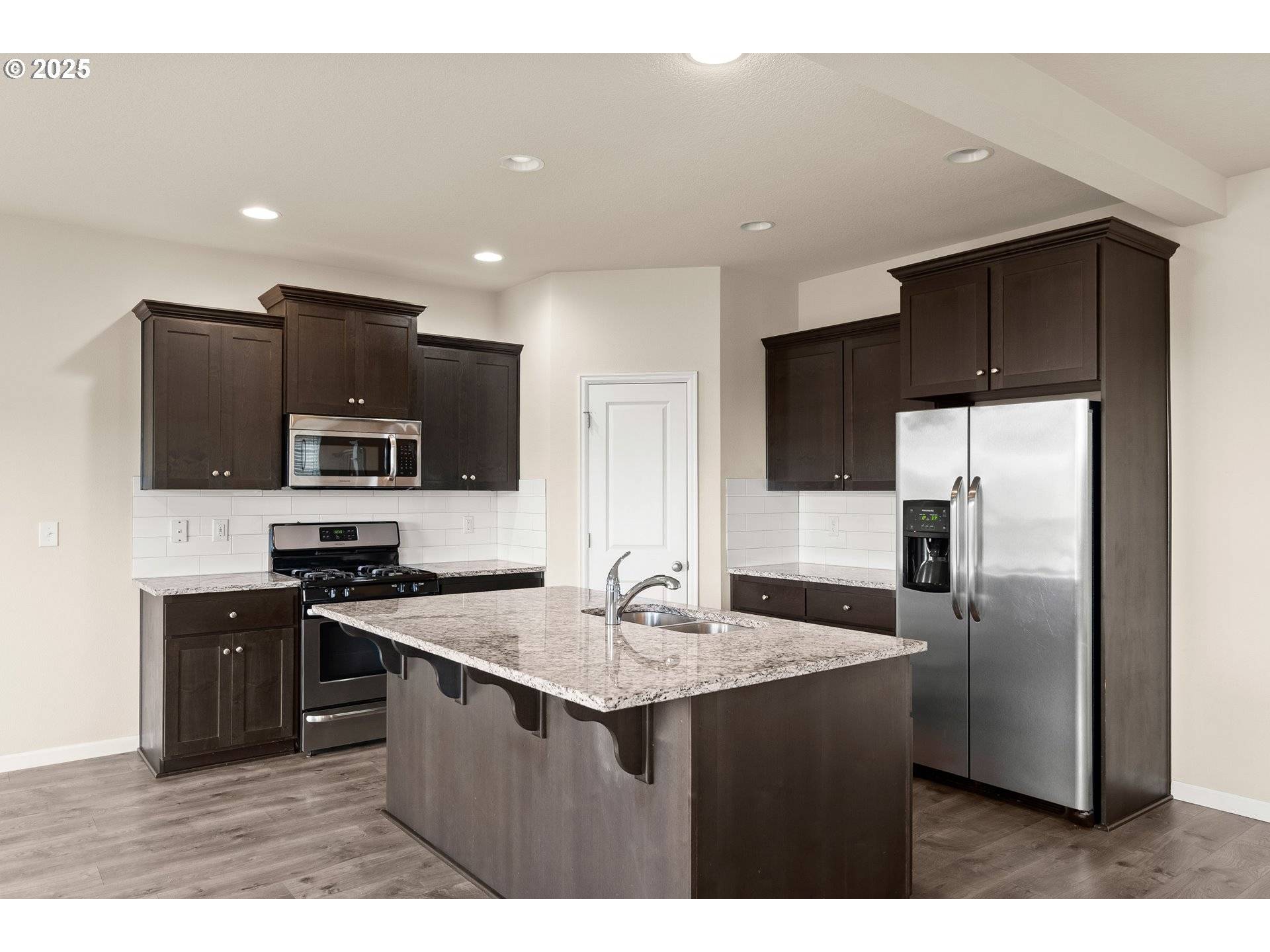 Happy Valley, OR 97086,17114 SE RHODODENDRON ST