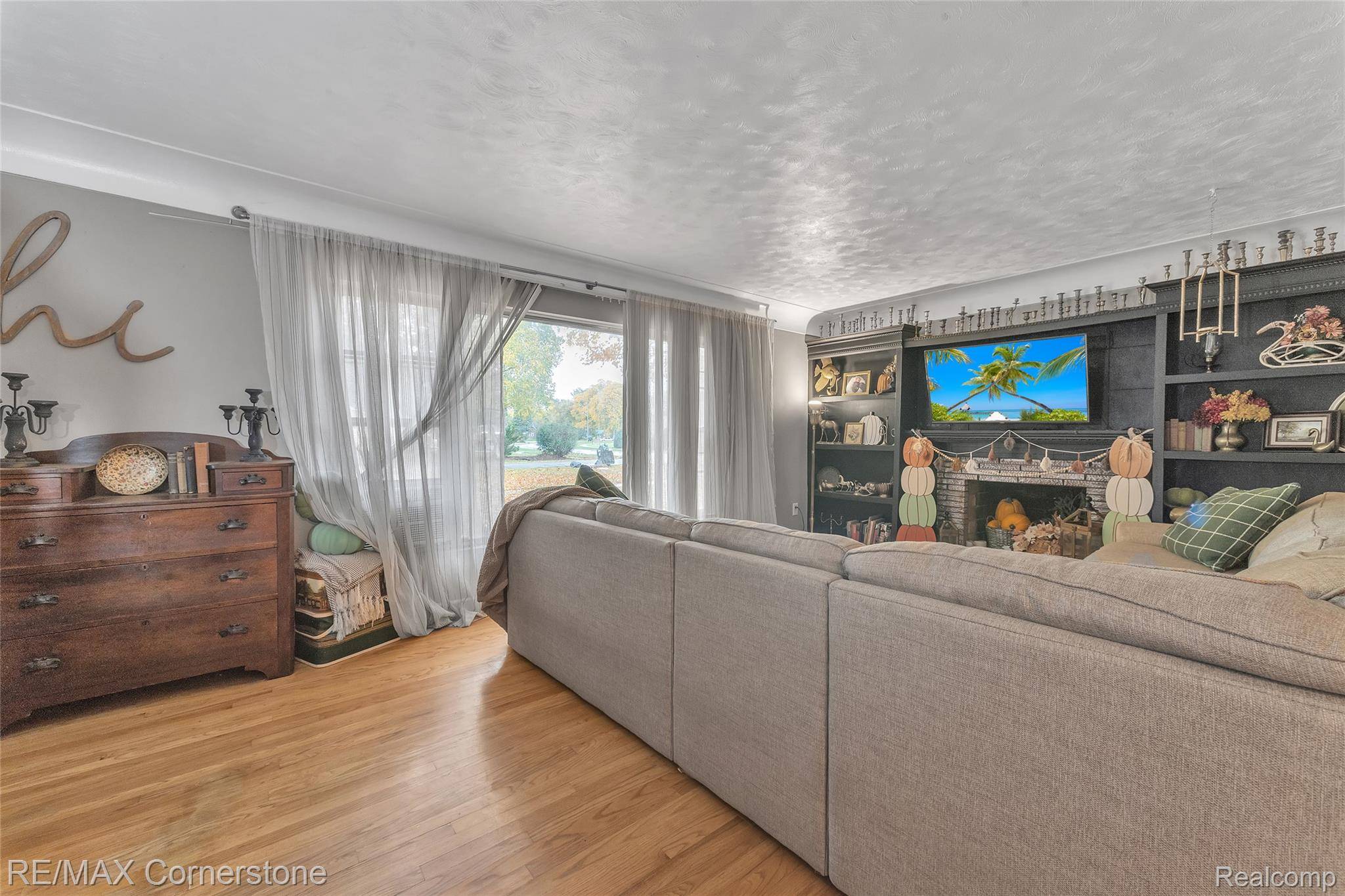 Redford, MI 48239,25256 Lyndon