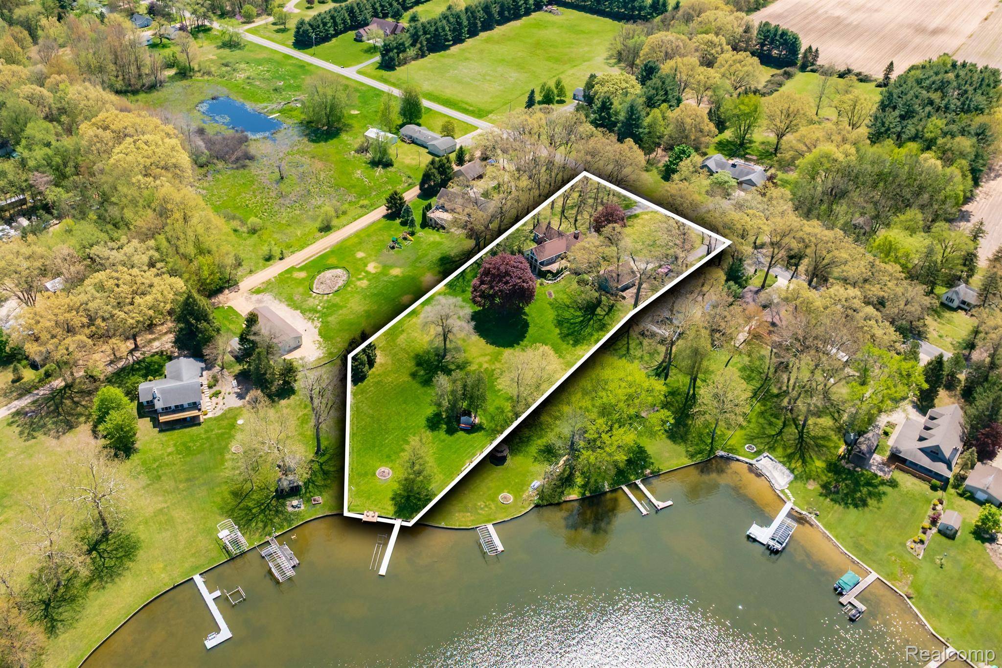 Decatur, MI 49045,46132 86TH AVE