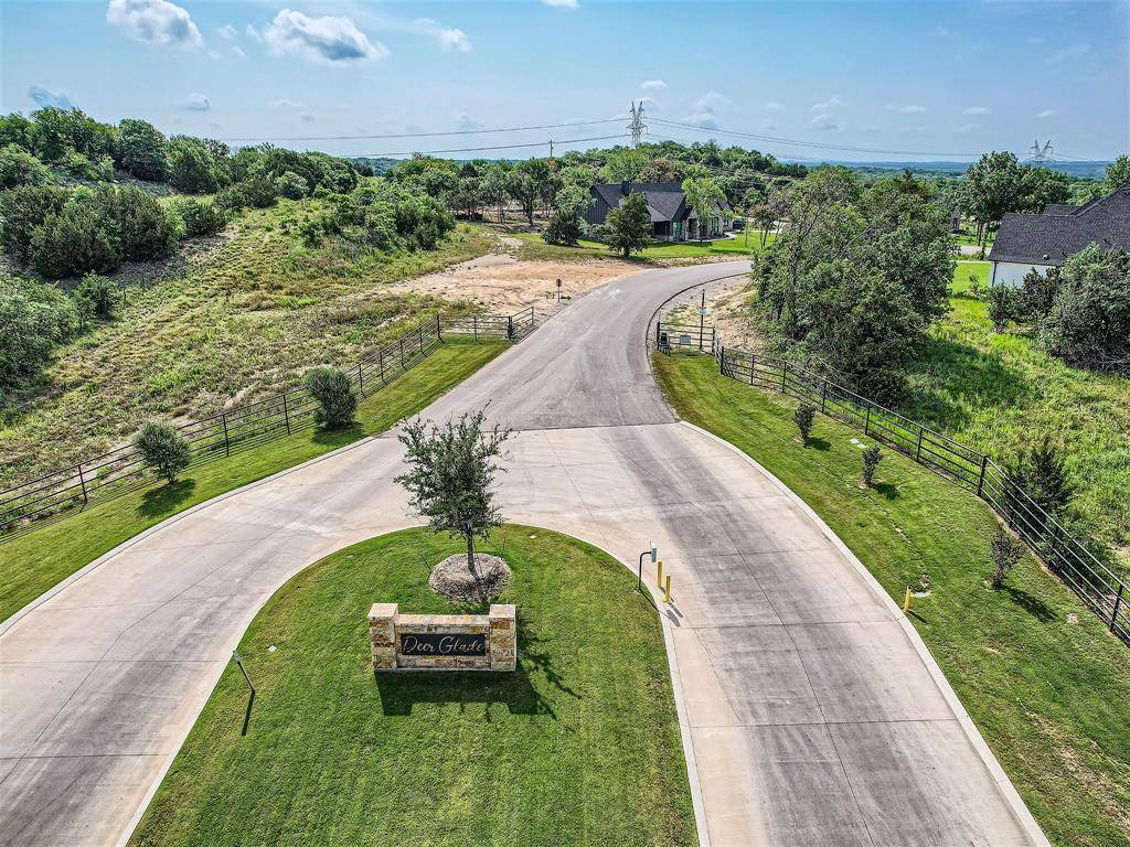 Azle, TX 76020,525 Echo Glade Court