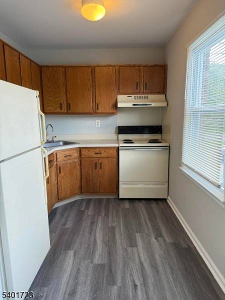 Rockaway Boro, NJ 07866,37 E Main St #5