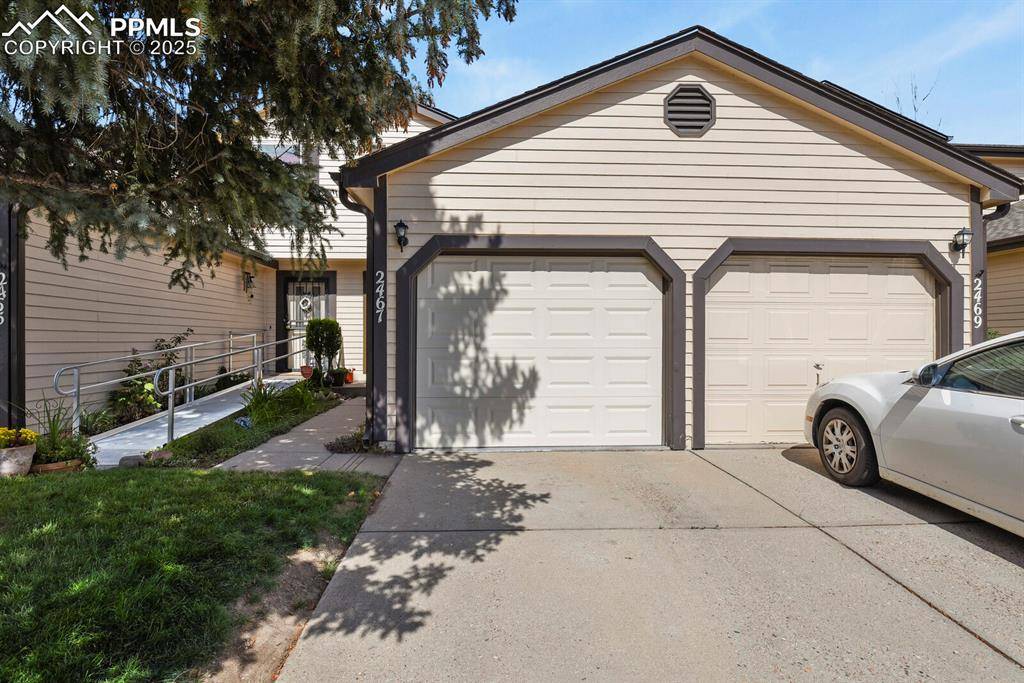 Colorado Springs, CO 80916,2467 Lexington Village LN