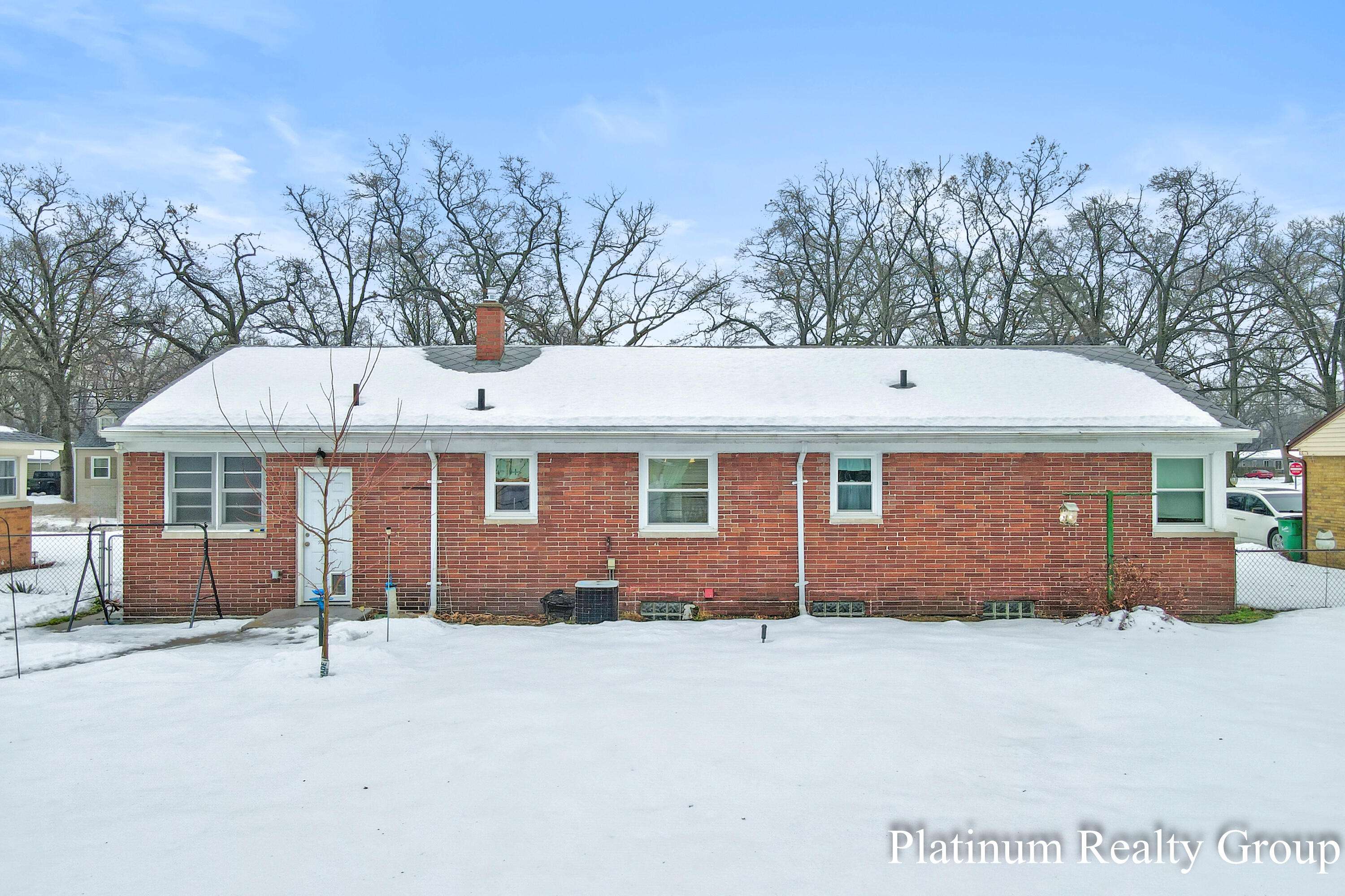 Norton Shores, MI 49441,3463 McCracken ST