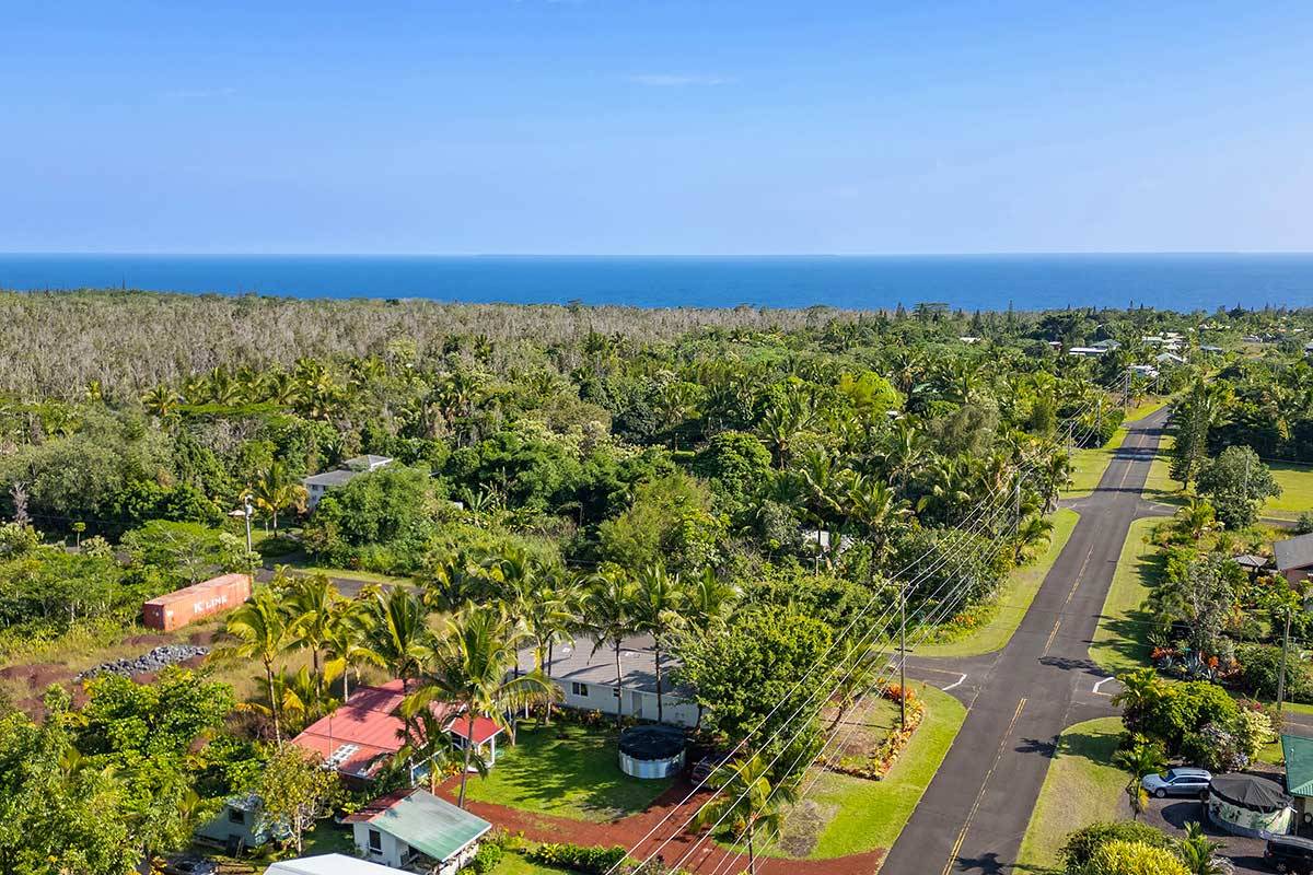 Pahoa, HI 96778,12-7026 PUULENA STREET