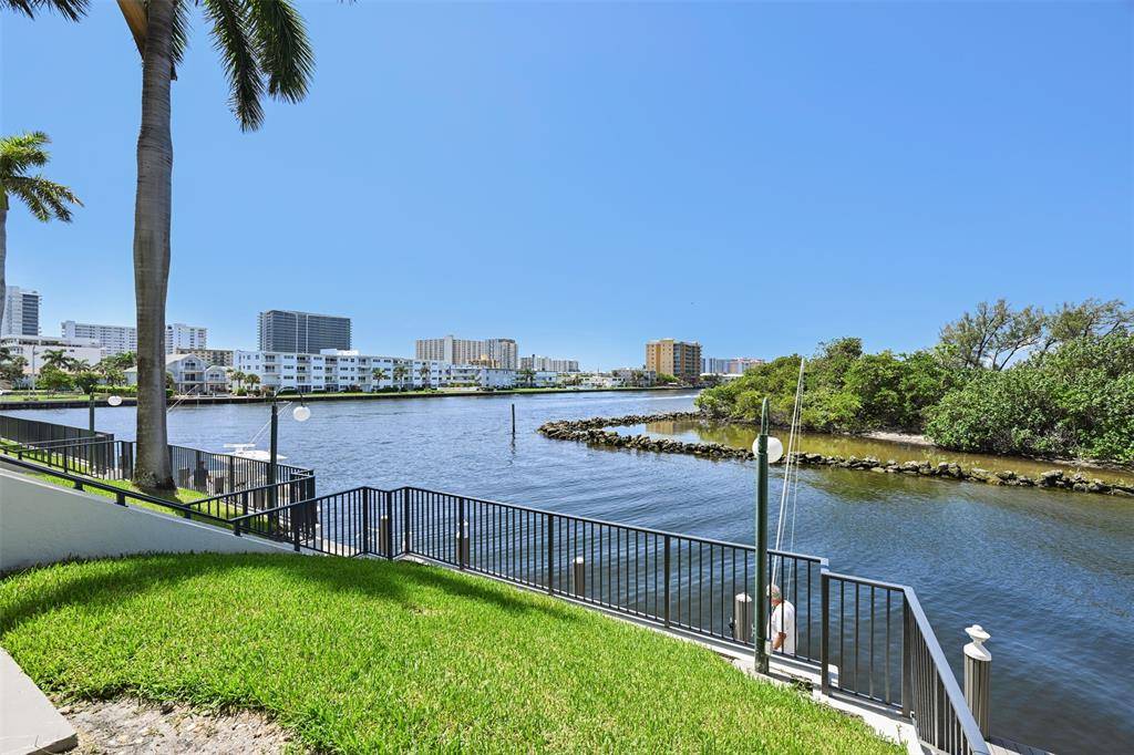 Pompano Beach, FL 33062,2880 NE 14th Street Cswy #108