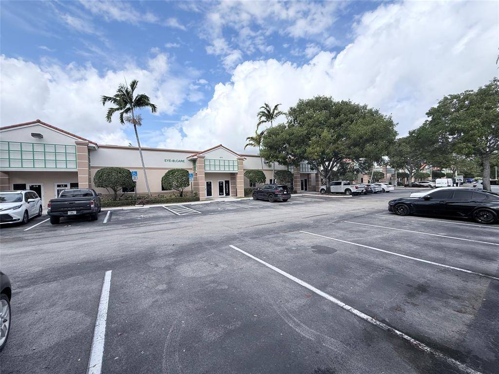 Coconut Creek, FL 33073,4851 W Hillsboro Blvd #5A