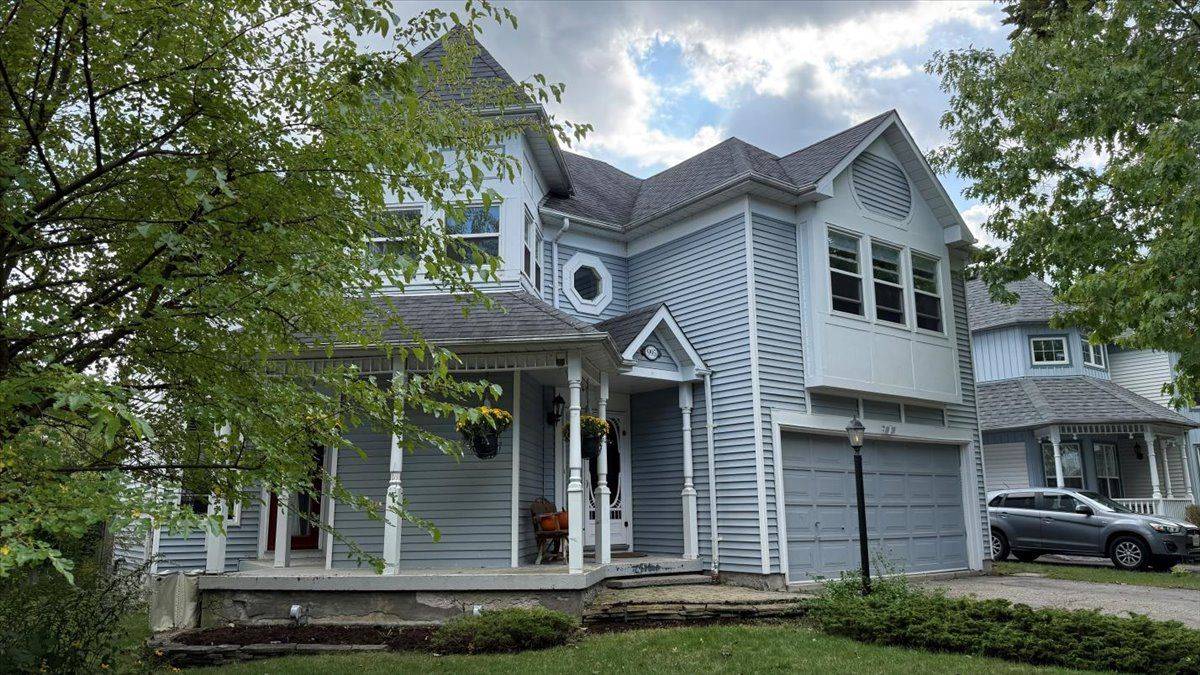 Innisfil, ON L9S 1W4,995 LINDEN ST