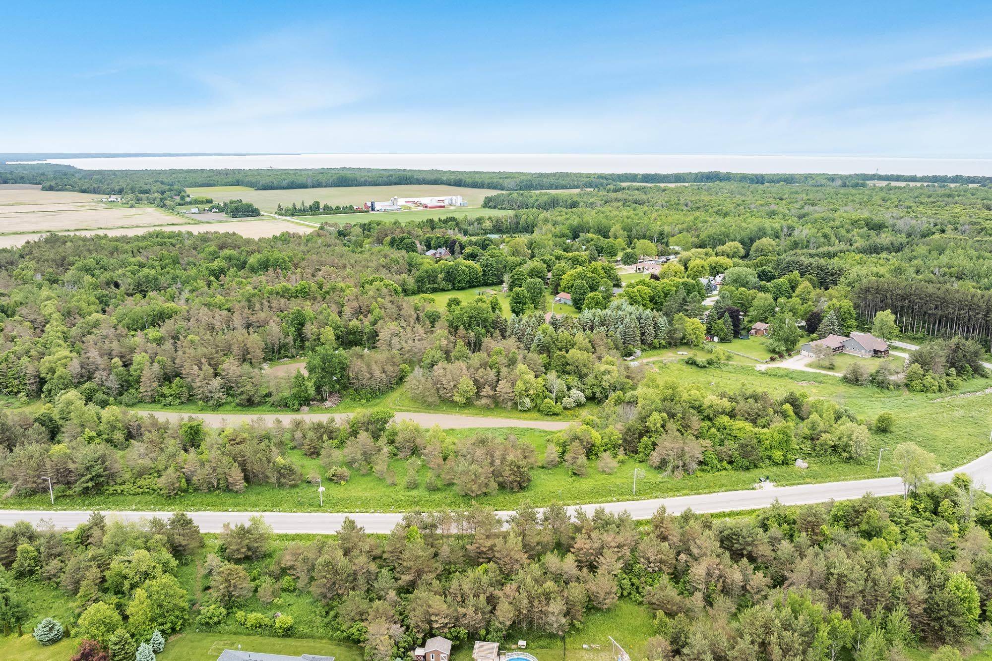 Tiny, ON L9M 0H1,Lot 33 Rue Eric N/A