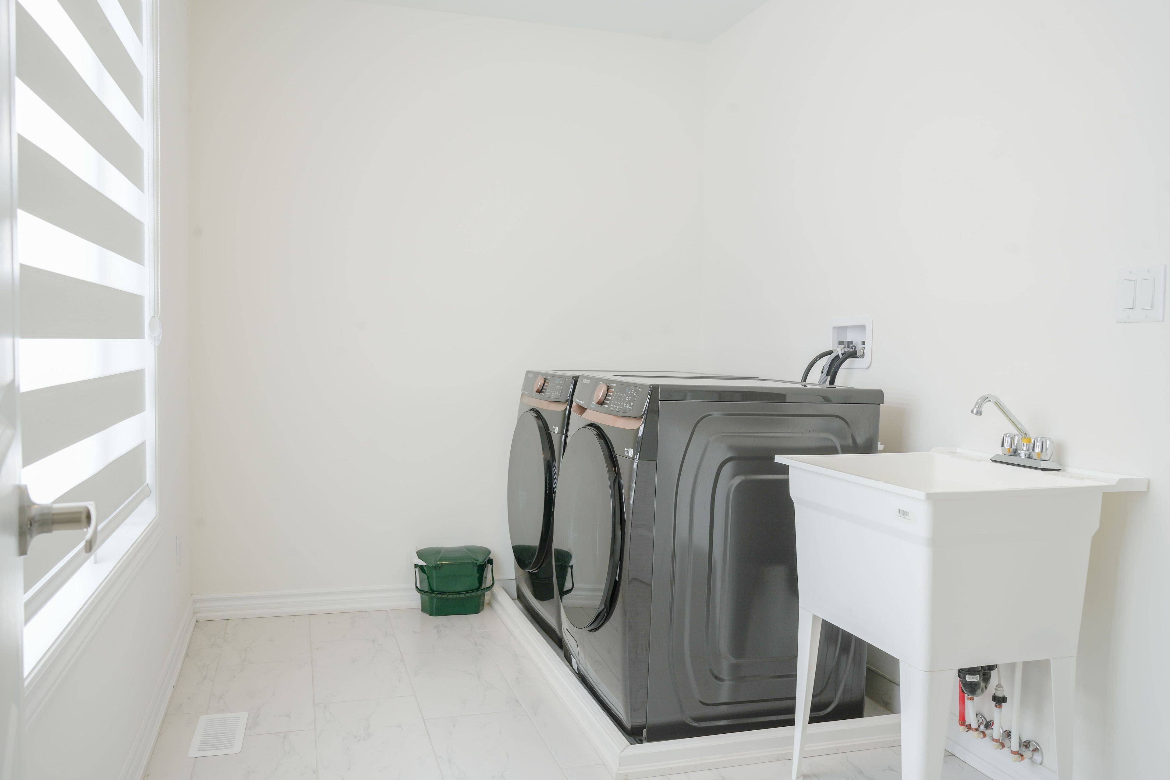 Wasaga Beach, ON L9Z 0N1,144 Rosanne CIR