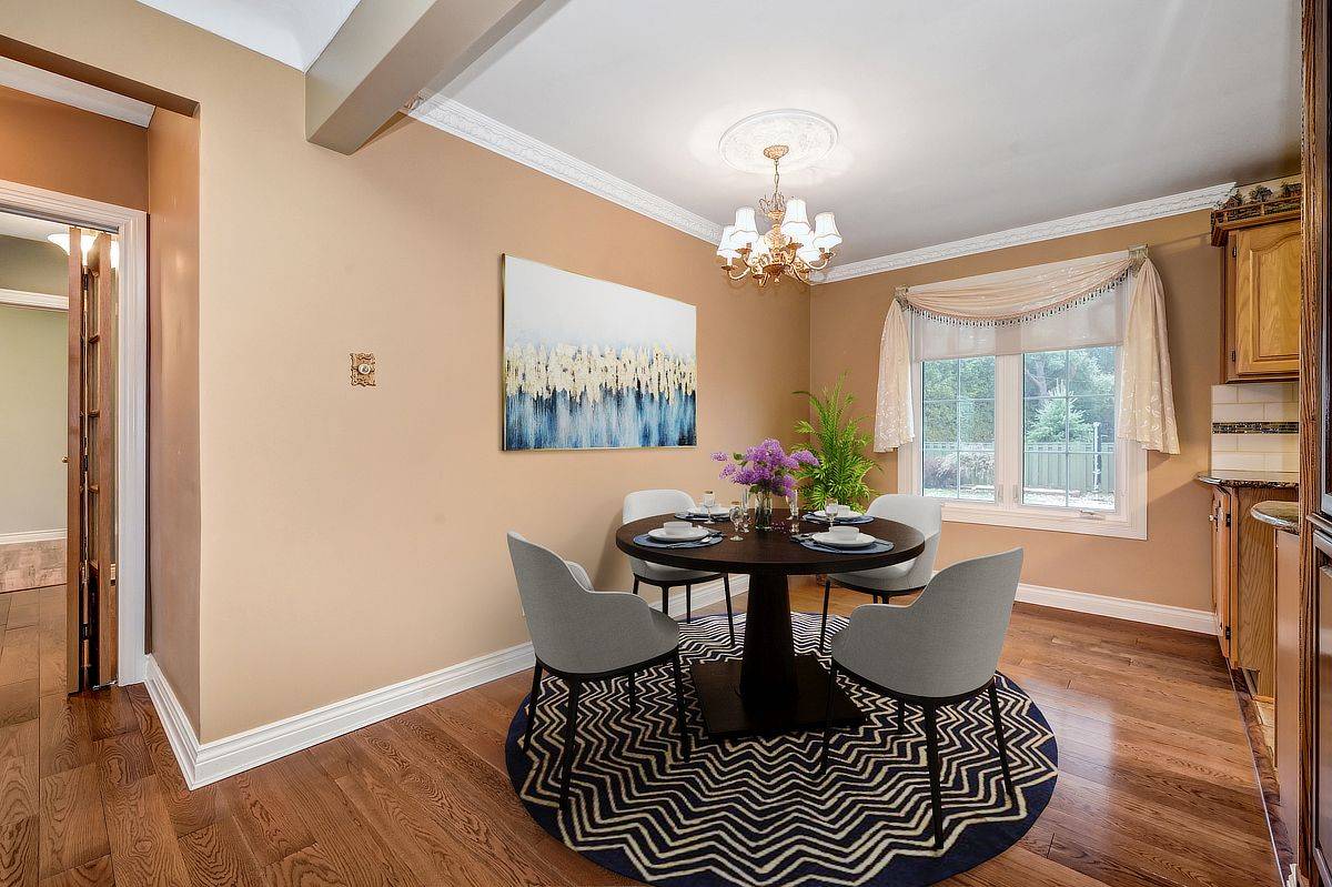 South Of Baseline To Knoxdale, ON K2G 1B5,6 Roundhay DR