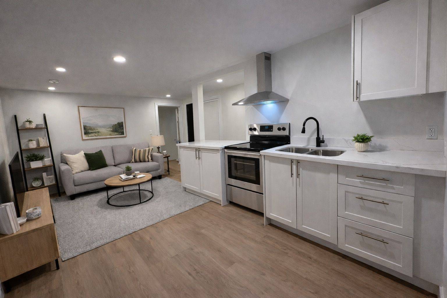 Port Colborne, ON L3K 4J3,803 King ST #10