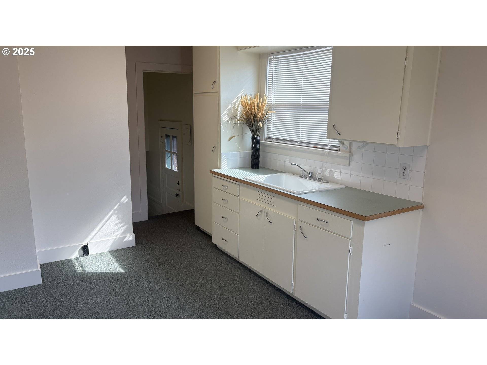 Portland, OR 97213,7515 NE GLISAN ST