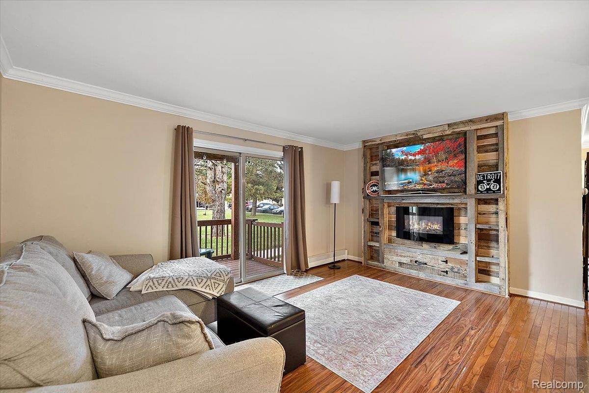 Oxford, MI 48371,2931 Seymour Lake RD