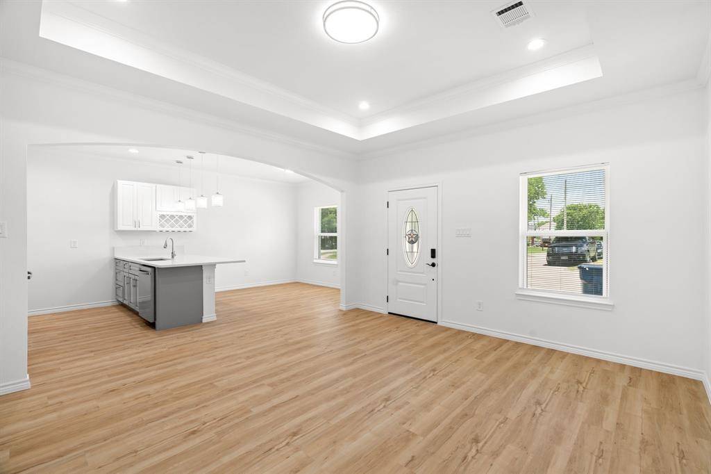 Waxahachie, TX 75165,301 Henry Street