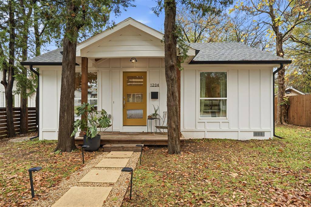 Dallas, TX 75208,1204 S Waverly Drive