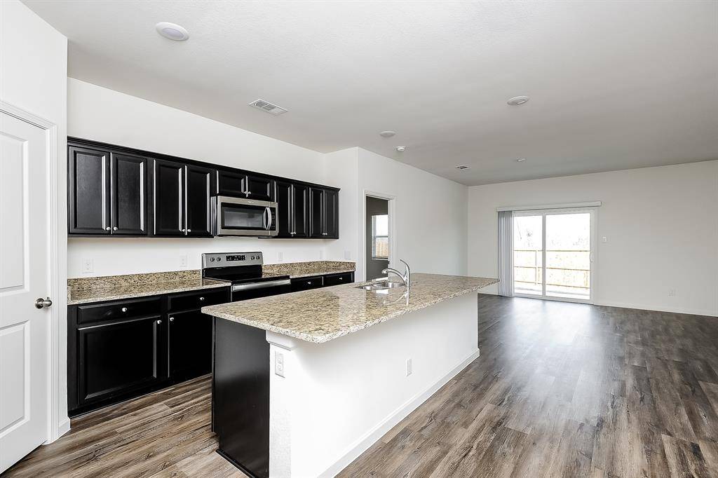 Crowley, TX 76036,513 Scuttle Drive