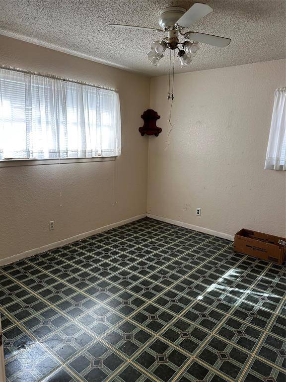 Paris, TX 75460,1430 Maple Avenue