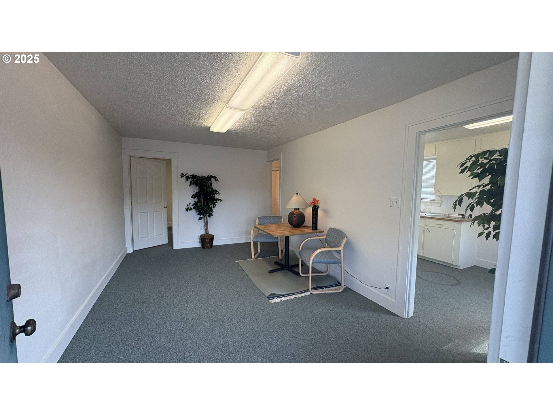 Portland, OR 97213,7515 NE GLISAN ST