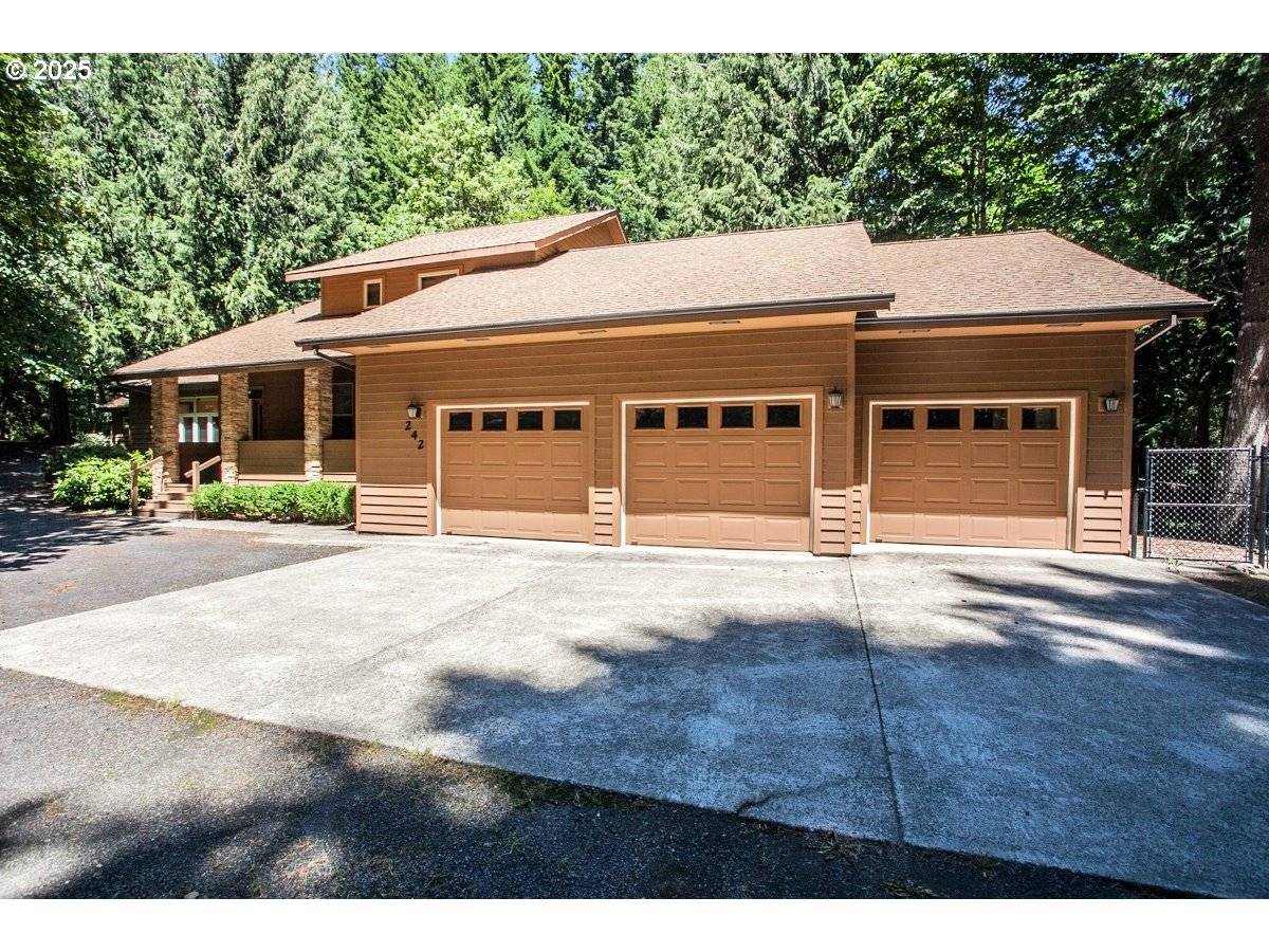 Cook, WA 98605,Address not disclosed