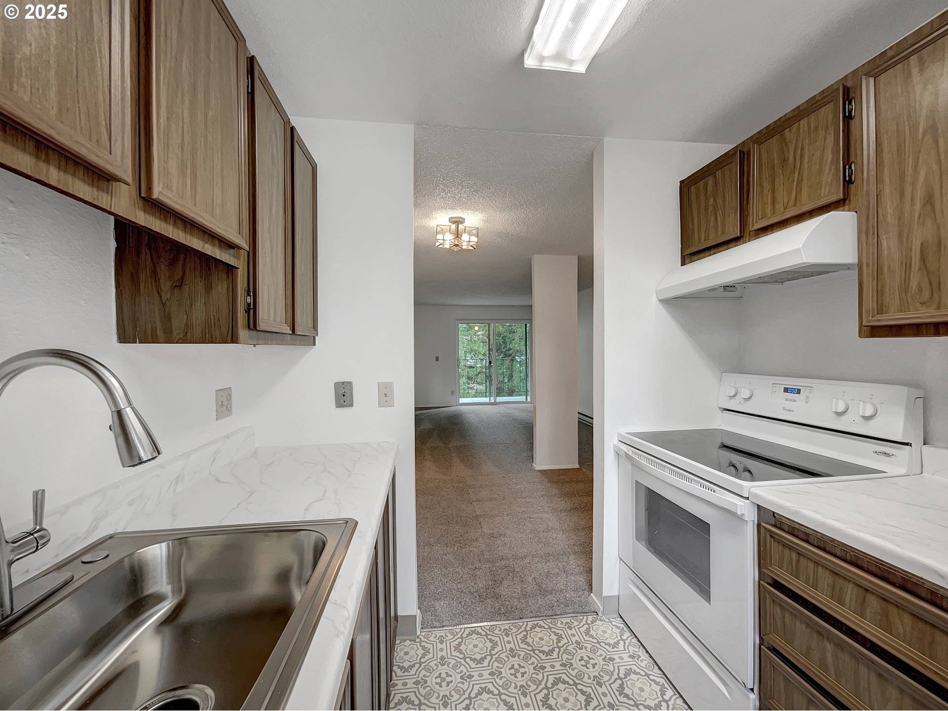 Portland, OR 97223,10010 SW HALL BLVD #5