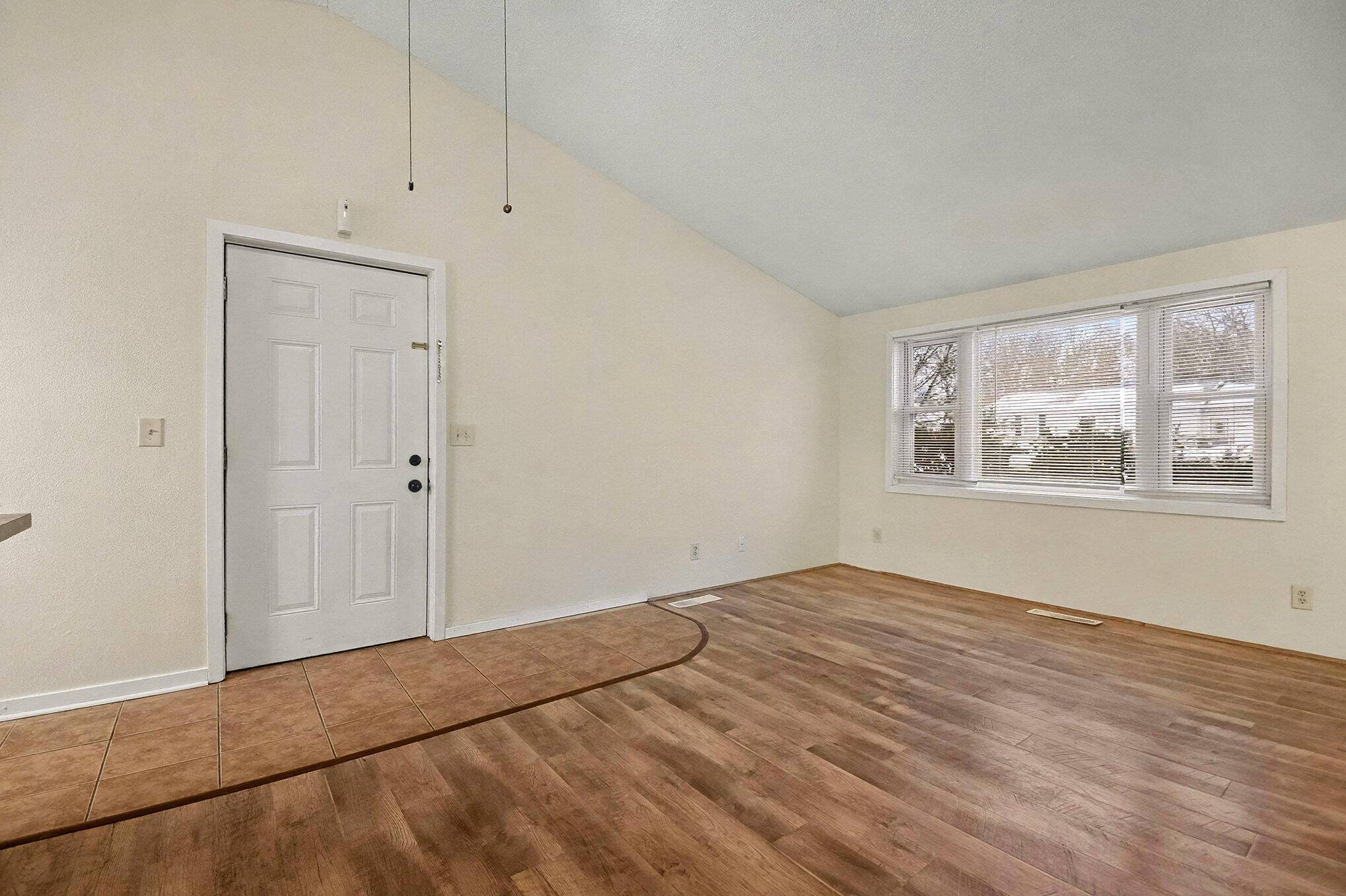 Kentwood, MI 49548,4777 FLYING EAGLE DR SE