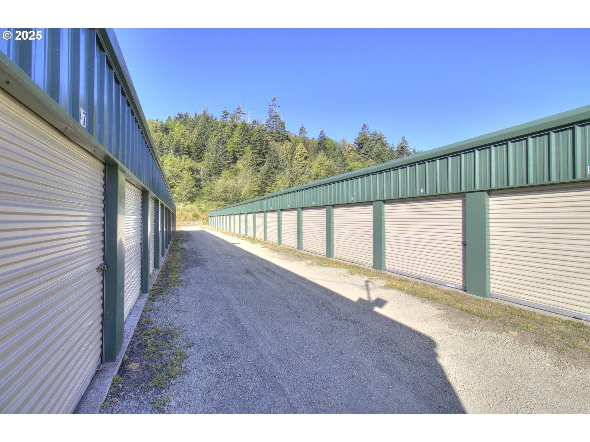 Gold Beach, OR 97444,28196 HUNTER CREEK RD