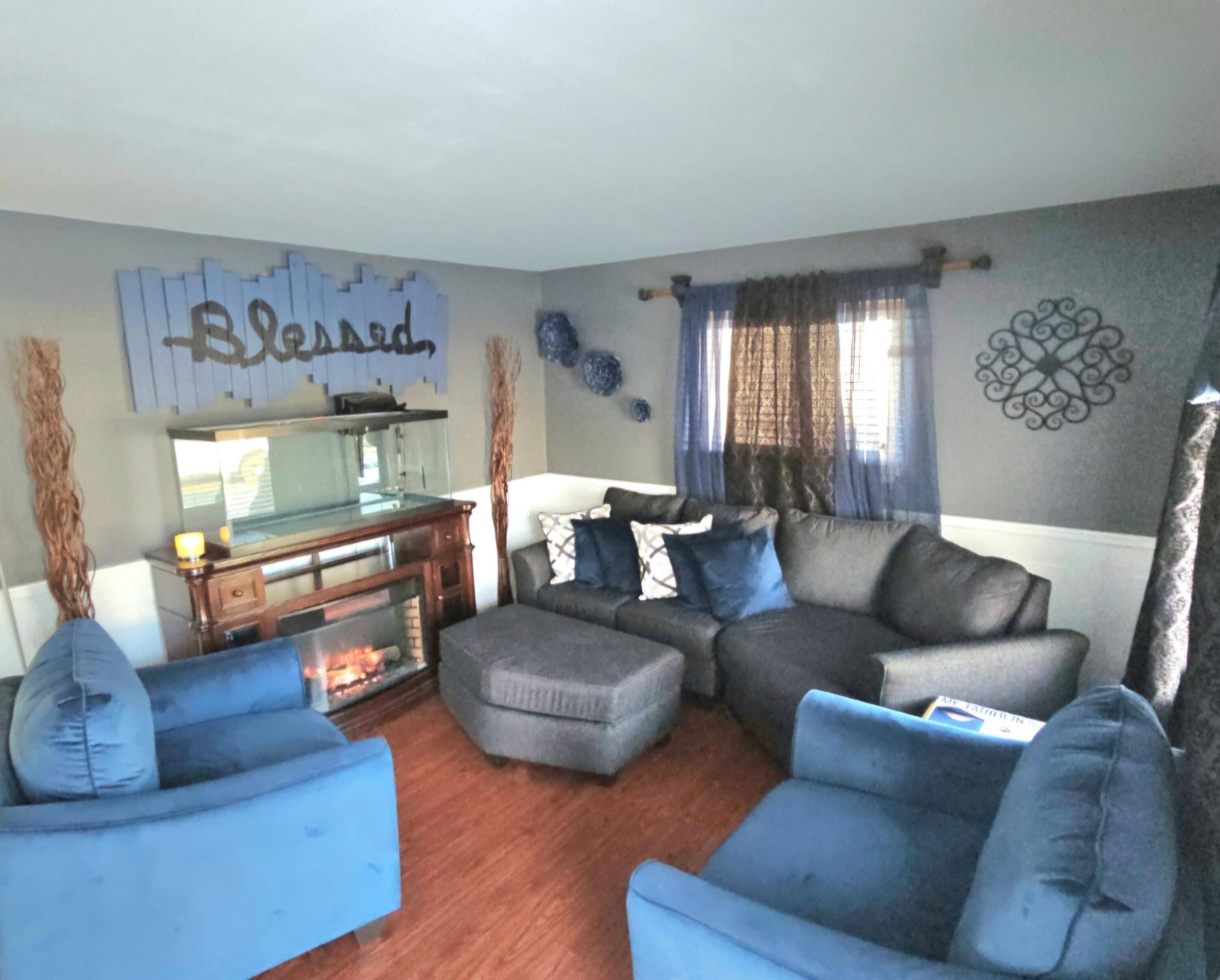 Taylor, MI 48180,9814 Cass AVE