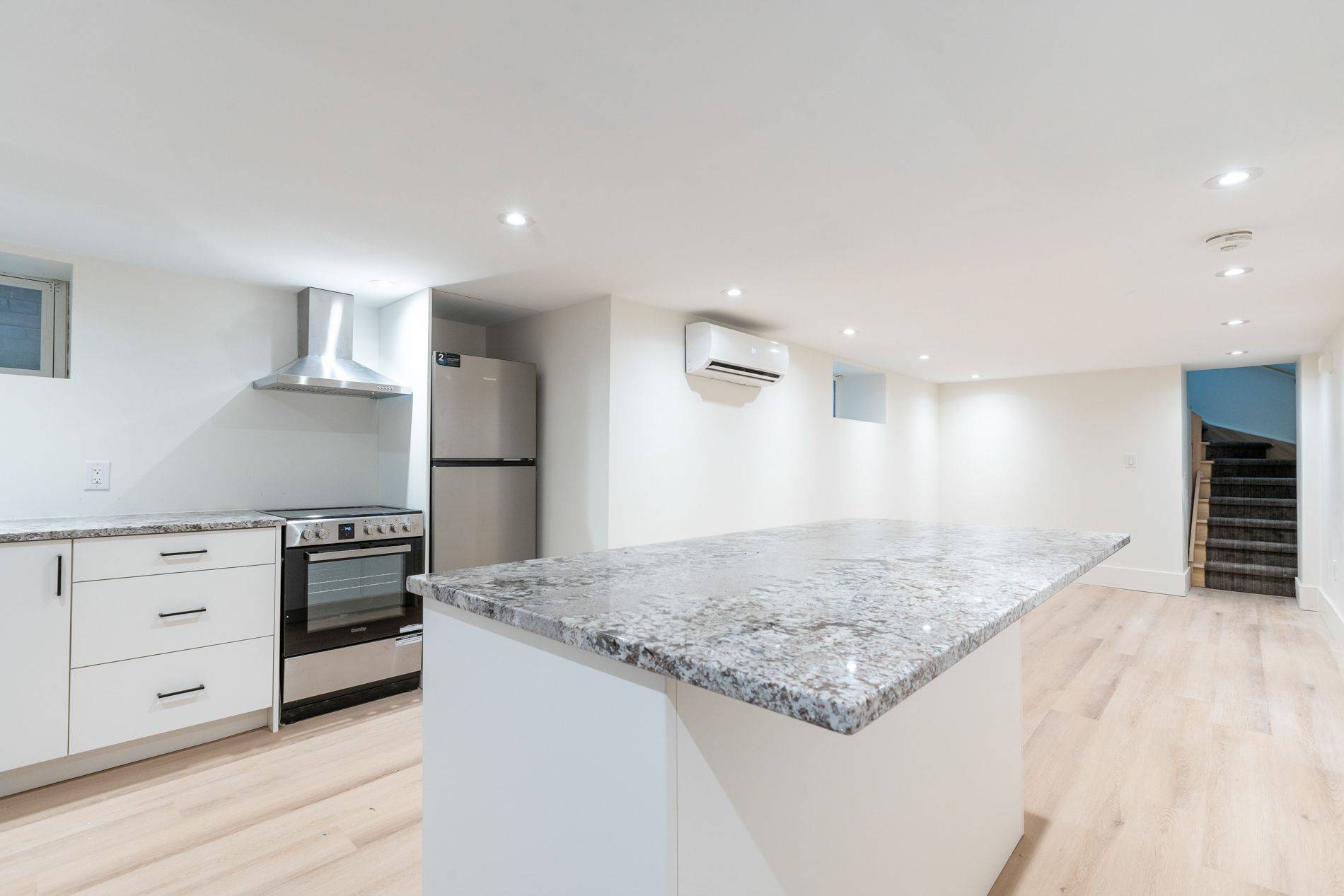 Toronto E01, ON M4K 1G6,84 Sparkhall AVE #Basement