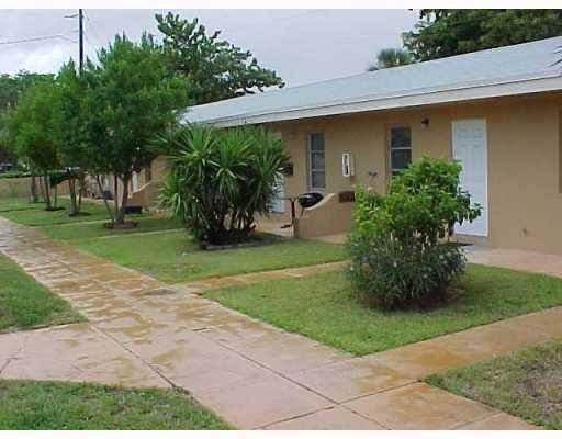 Hollywood, FL 33020,1822 Dixieanna St #10