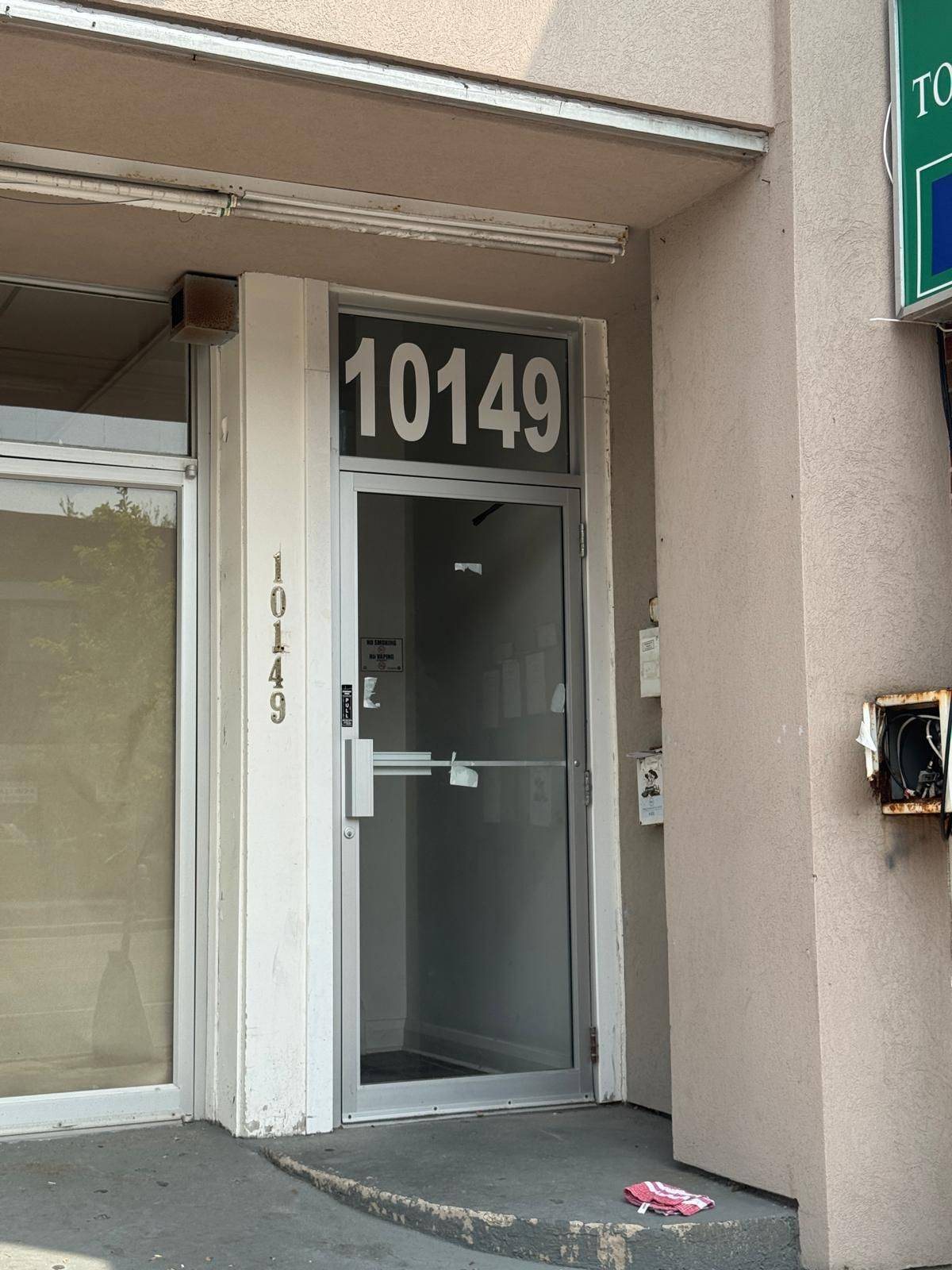 Richmond Hill, ON L4C 1T5,10149 Yonge ST #201