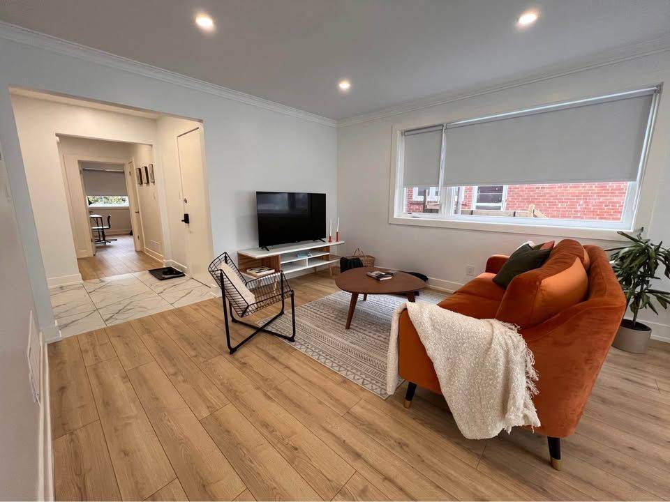 Toronto W09, ON M9P 2L6,146 Dixon RD #3