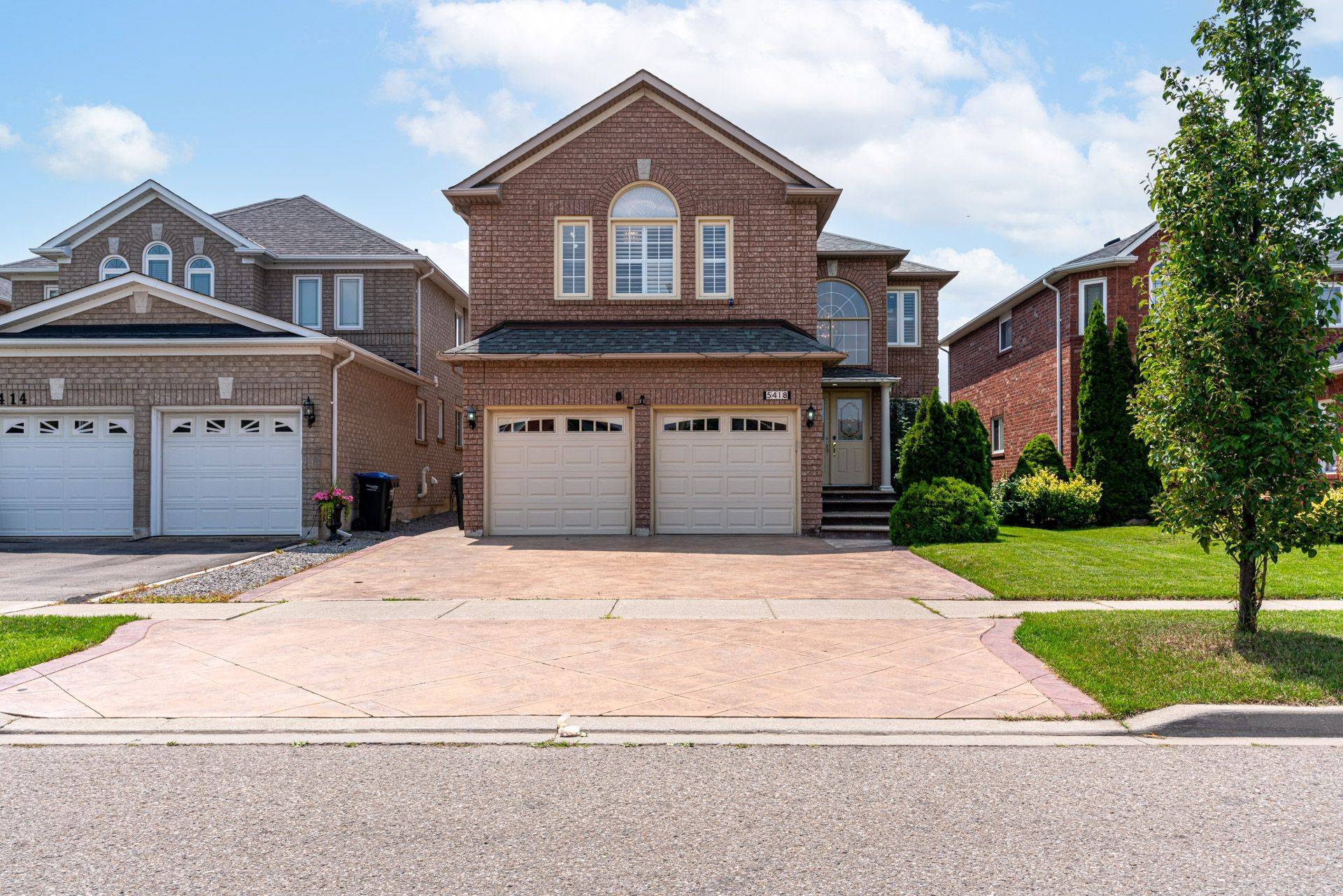 Mississauga, ON L5V 2E1,5418 Loonlake AVE #Upper