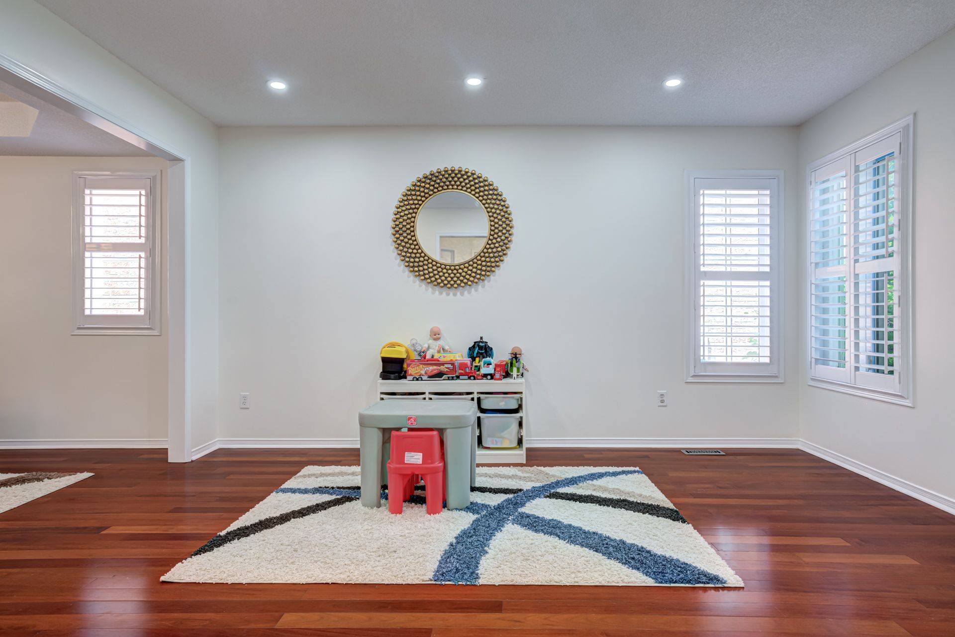 Mississauga, ON L5V 2E1,5418 Loonlake AVE #Upper