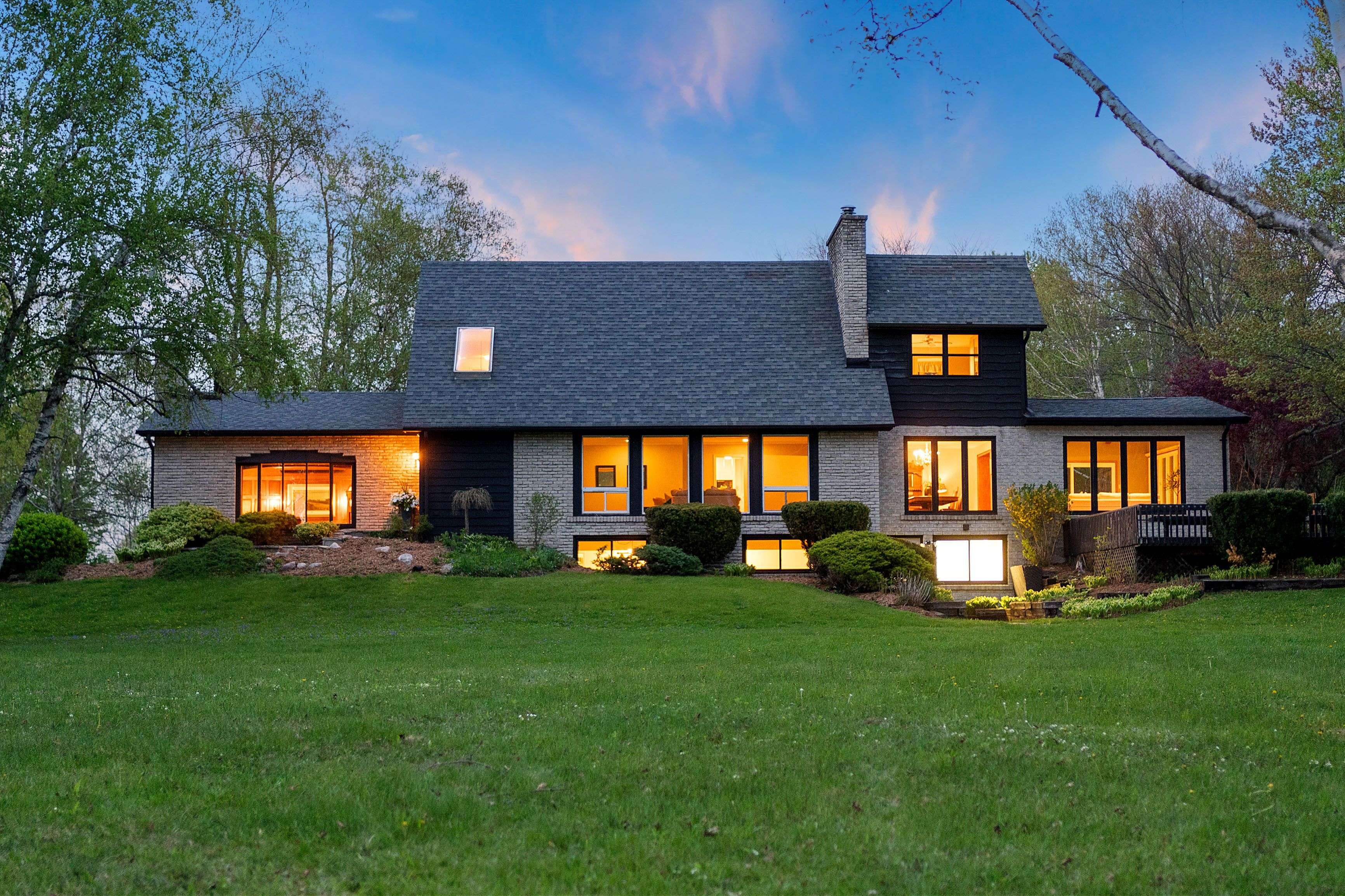 Caledon, ON L7C 2H7,15633 Kennedy RD